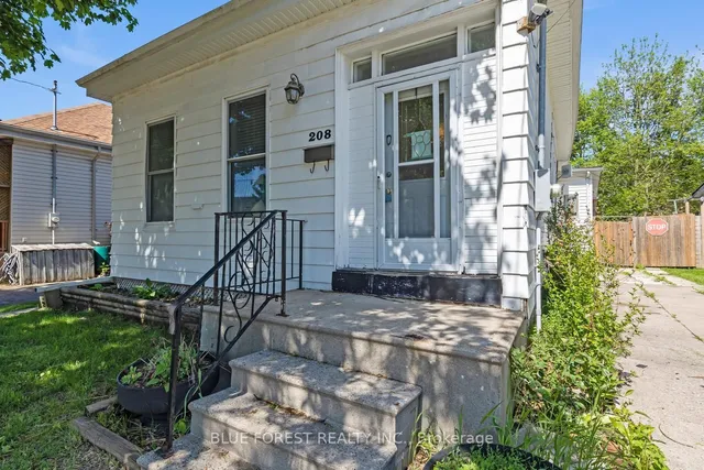 208 Maitland St, London East 4