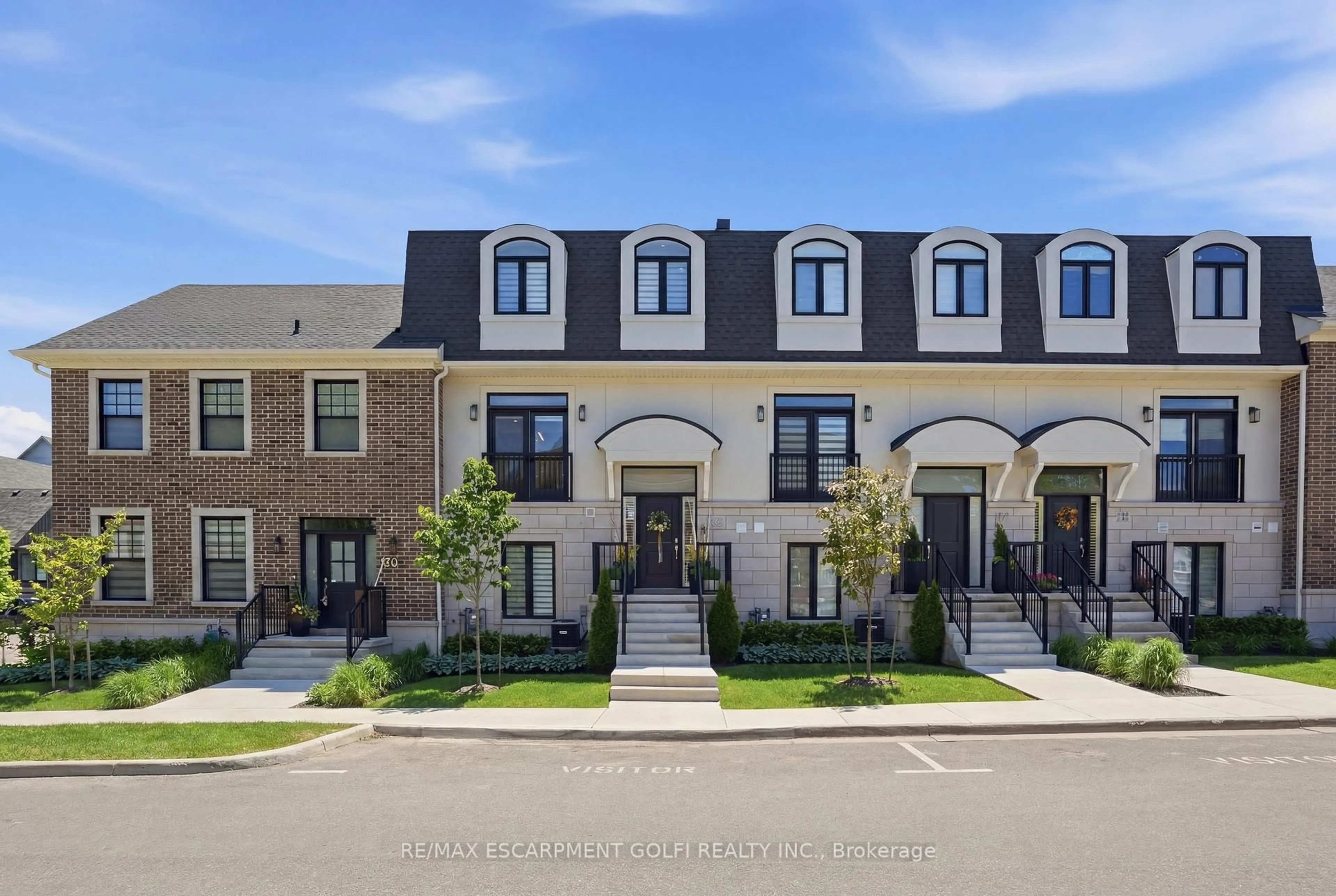 Unknown for 24 Willowbank Common, St. Catharines Ontario L2S 4C8