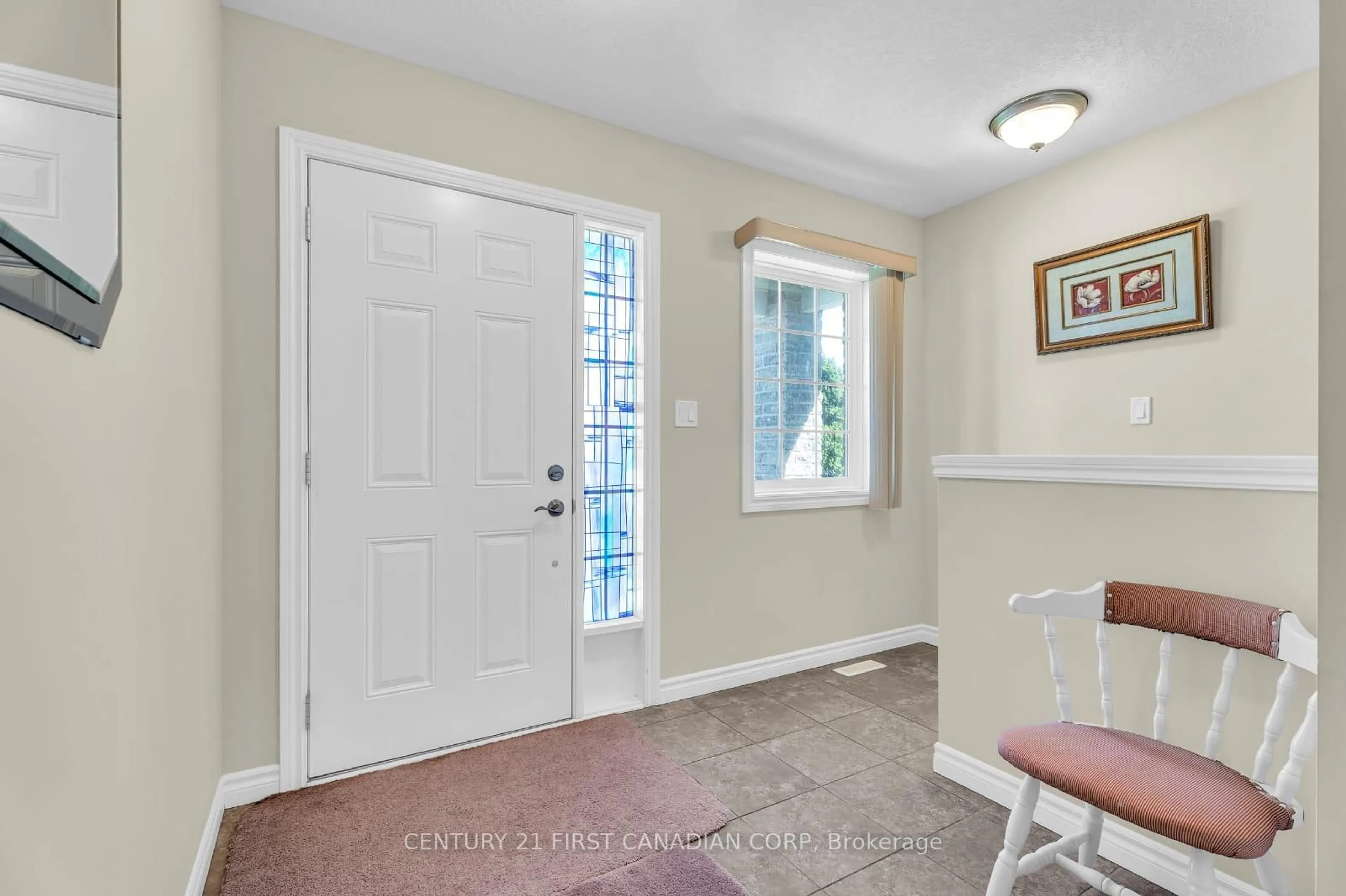 Indoor entryway for 3191 Singleton Ave, London South Ontario N6L 0B5