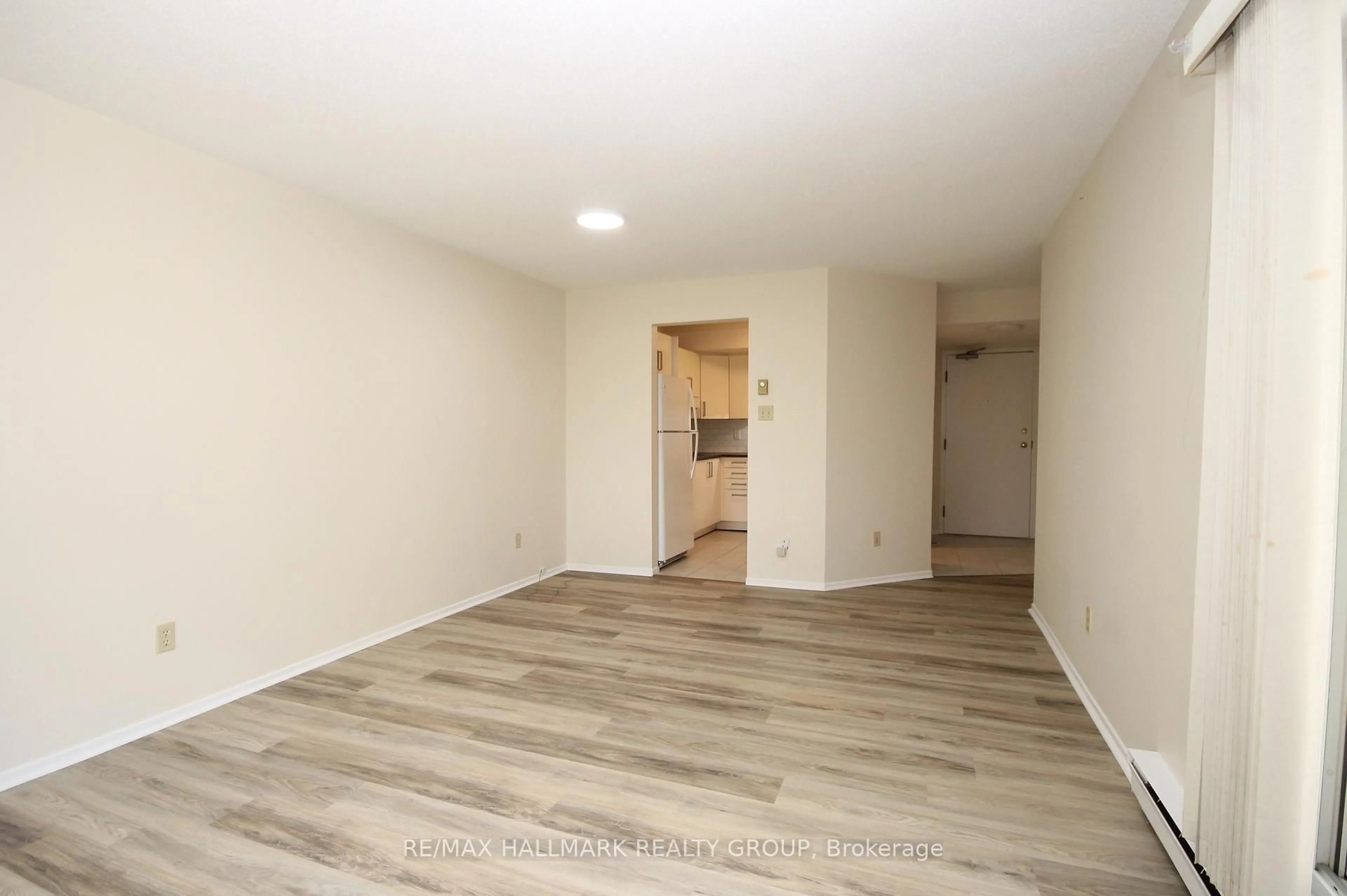 A pic of a room for 268 Lorry Greenberg Dr #311, Ottawa Ontario K1T 3K1