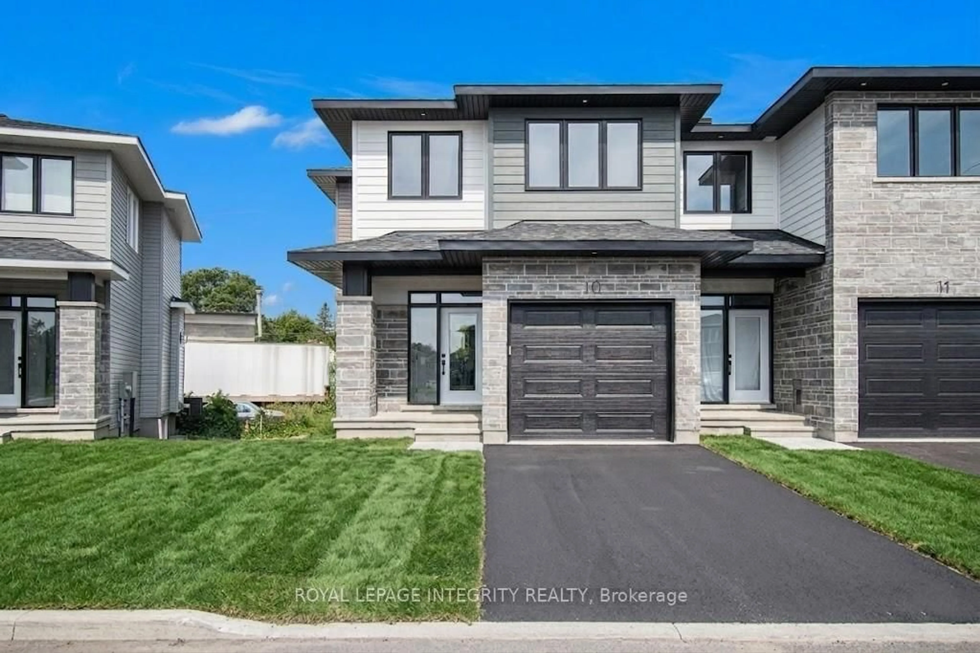 Home with brick exterior material, street for 10 Morral Crt, Arnprior Ontario K7S 0J4
