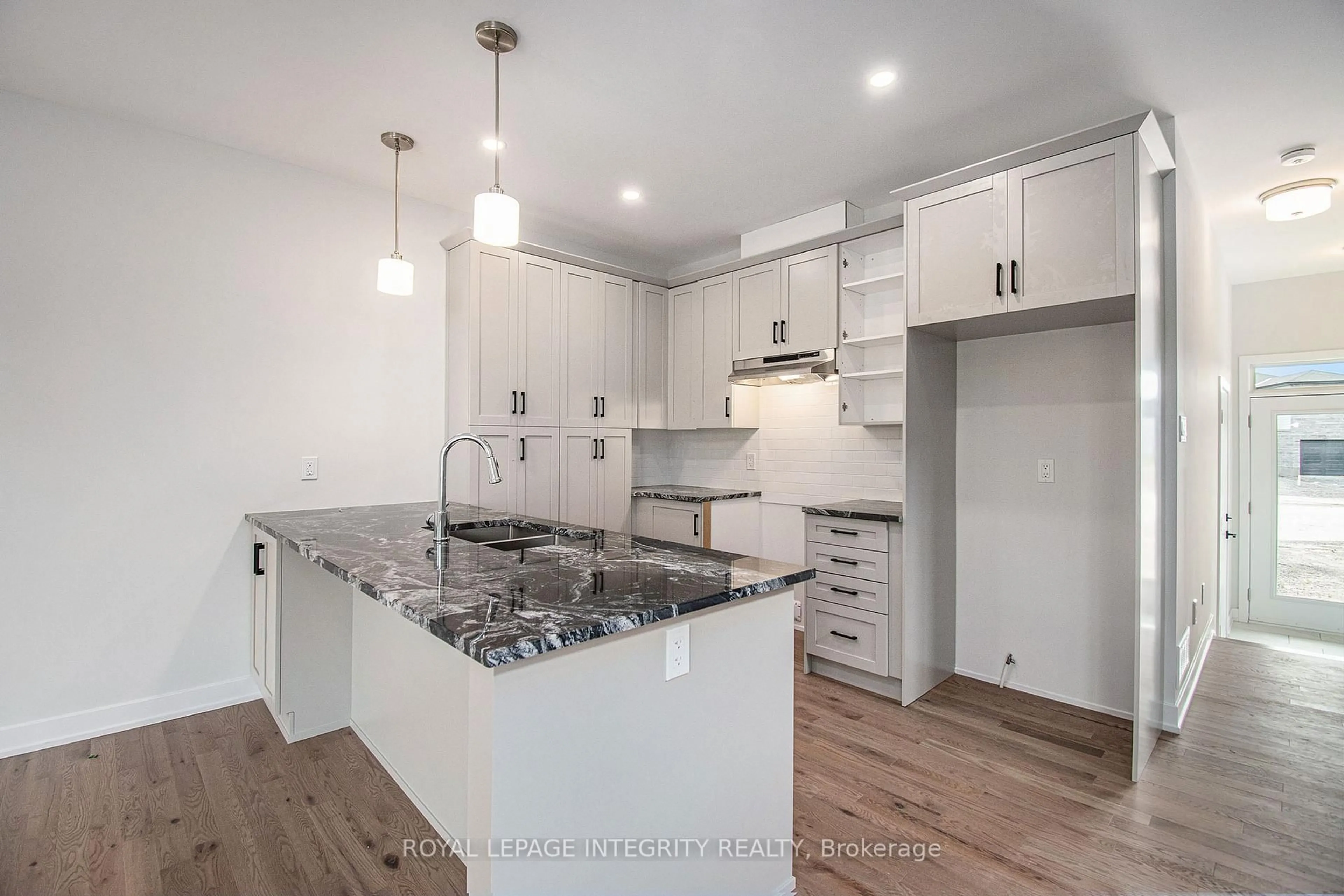 Open concept kitchen, unknown for 10 Morral Crt, Arnprior Ontario K7S 0J4