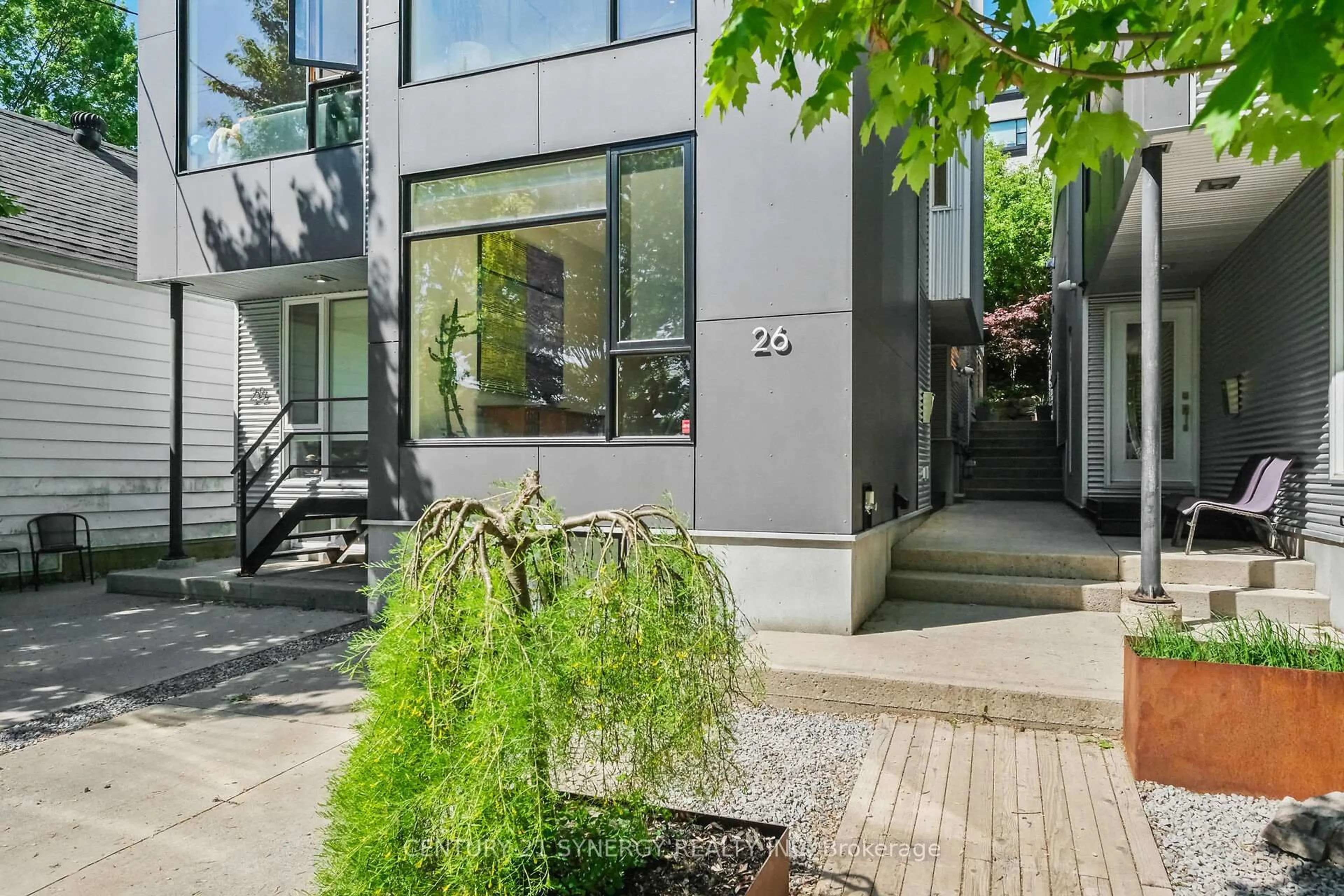 Unknown for 26 Stonehurst Ave, Ottawa Ontario K1Y 1R4