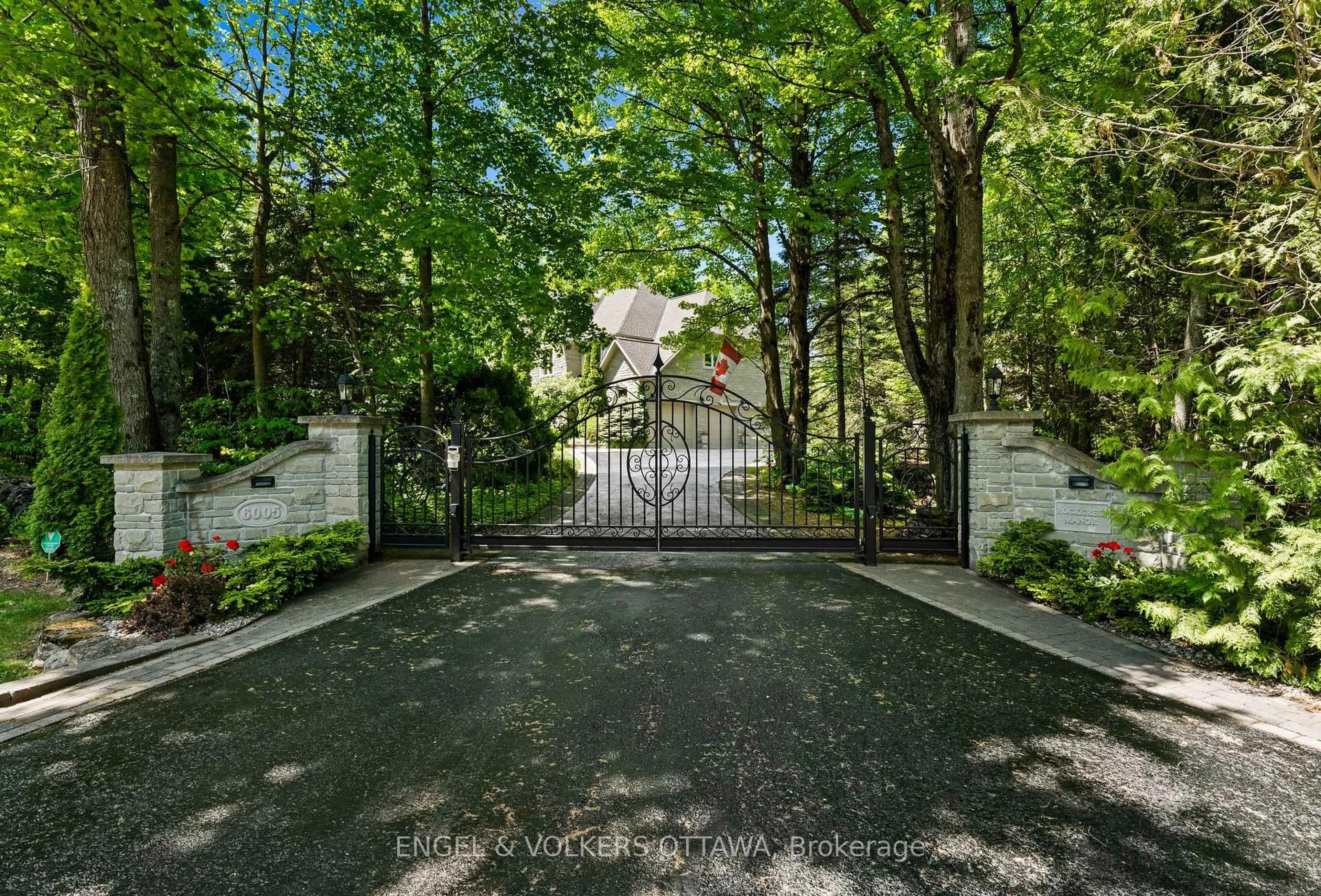 Unknown for 6005 Earlscourt Cres, Ottawa Ontario K4M 1K2