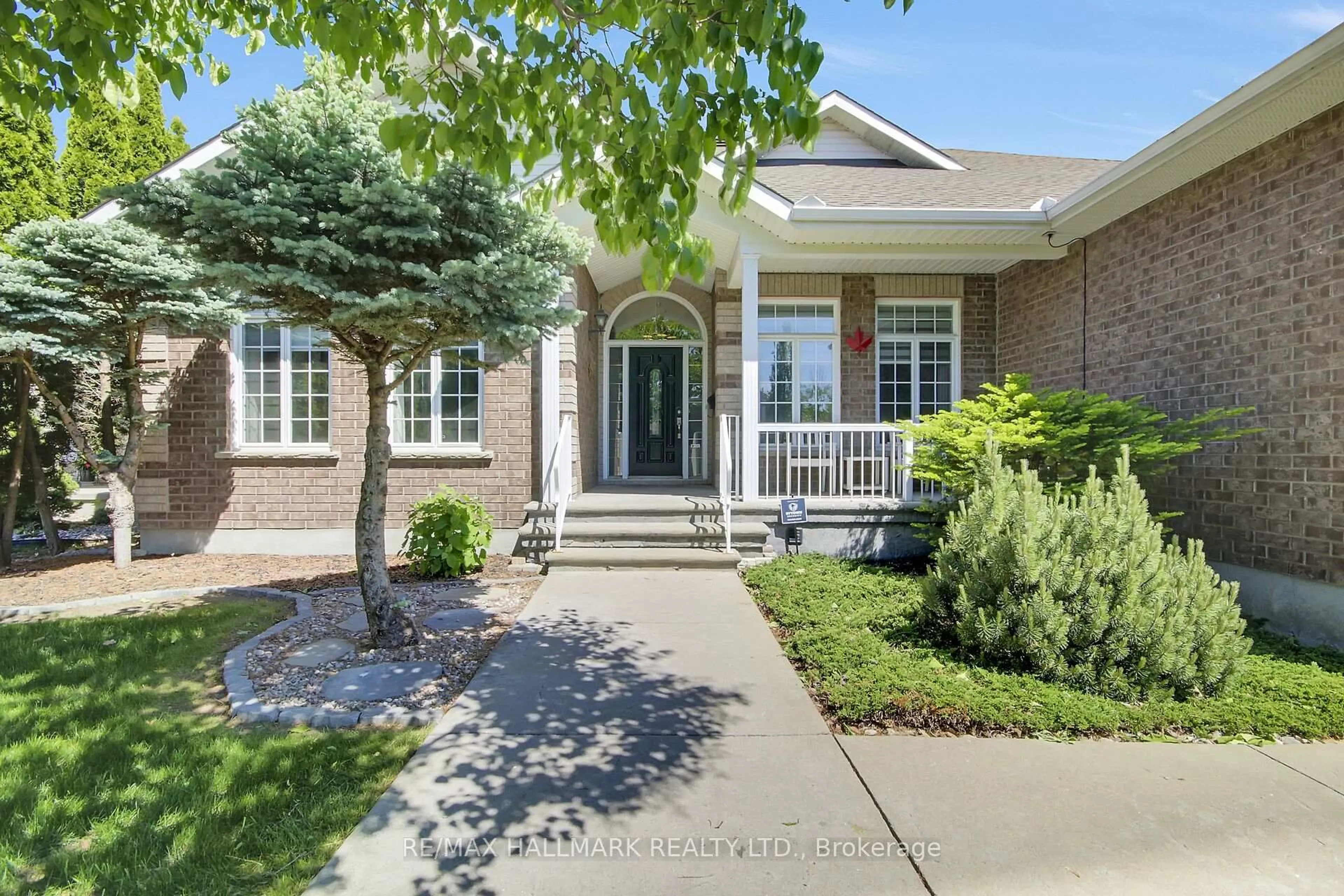 Home with brick exterior material, street for 5 Dolomite St, Stittsville Ontario K2S 1Y8