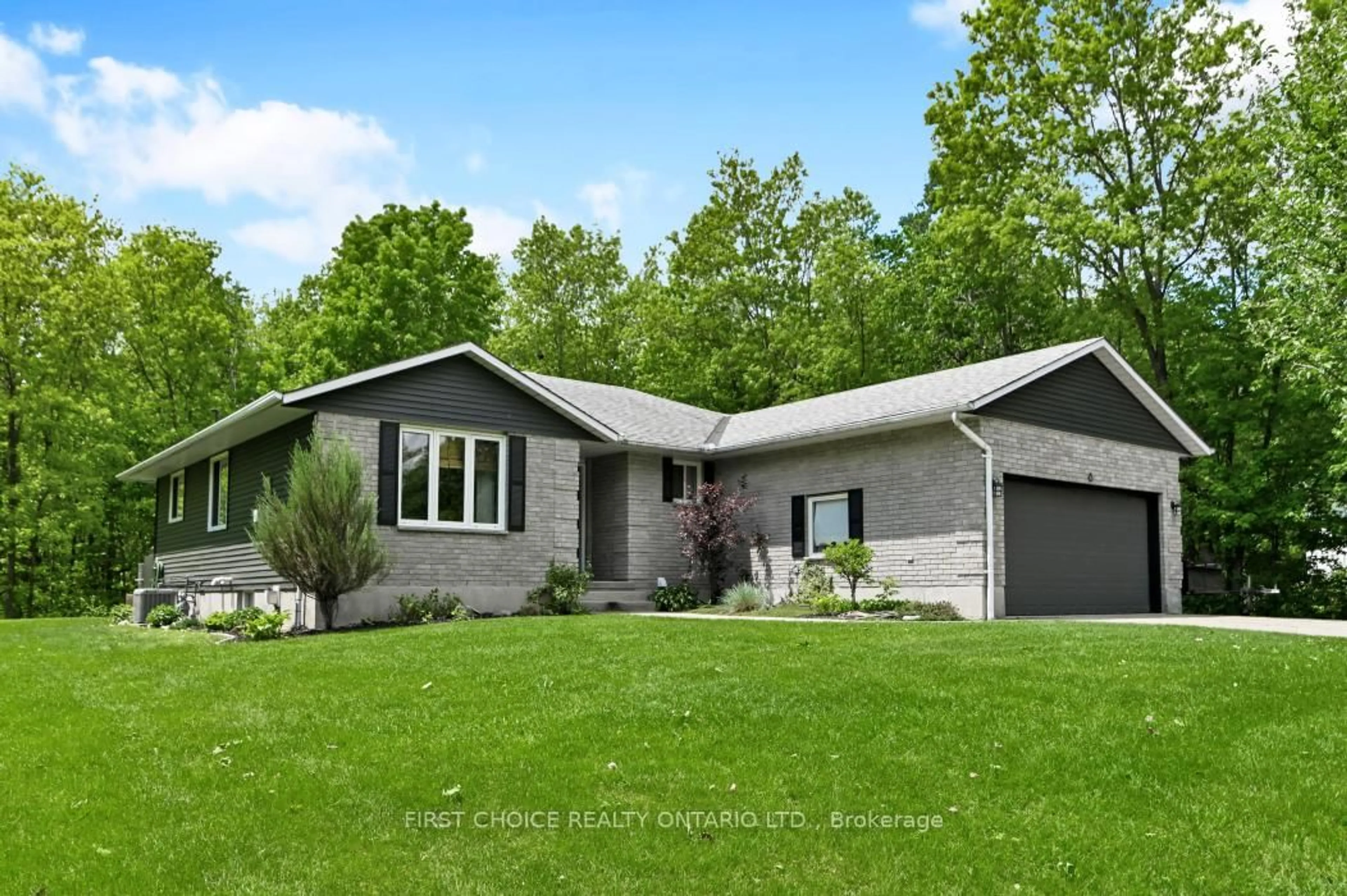 Home with vinyl exterior material, street for 6 South Point Dr, Rideau Lakes Ontario K7A 4S5