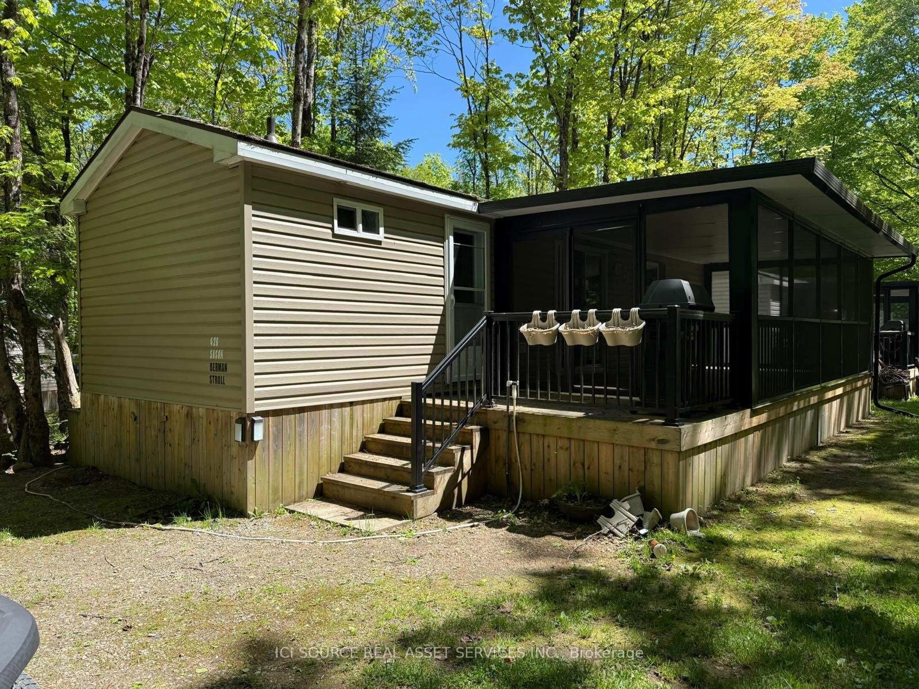Unknown for 1047 Bonnie Lake Camp Rd #FNC426, Bracebridge Ontario P1L 1W9