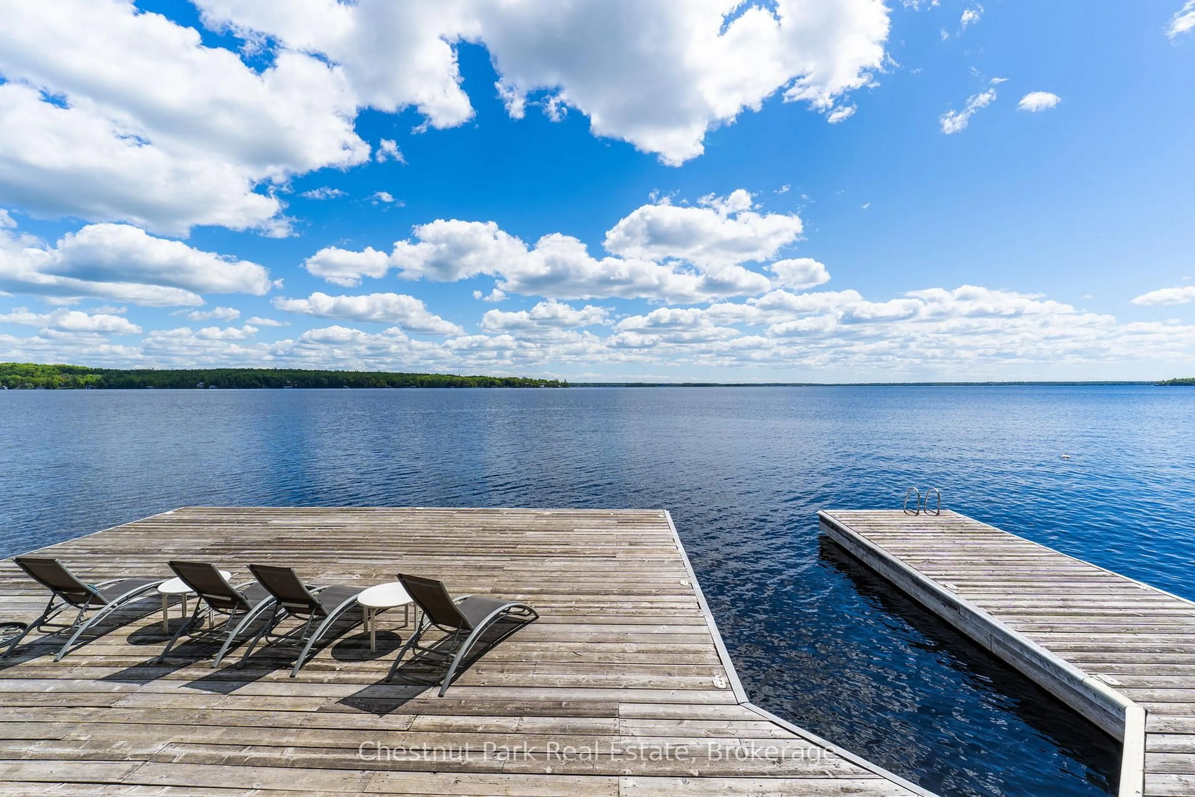 Patio, water/lake/river/ocean view for 1050 Trillium Dr, Bracebridge Ontario P1L 1X1