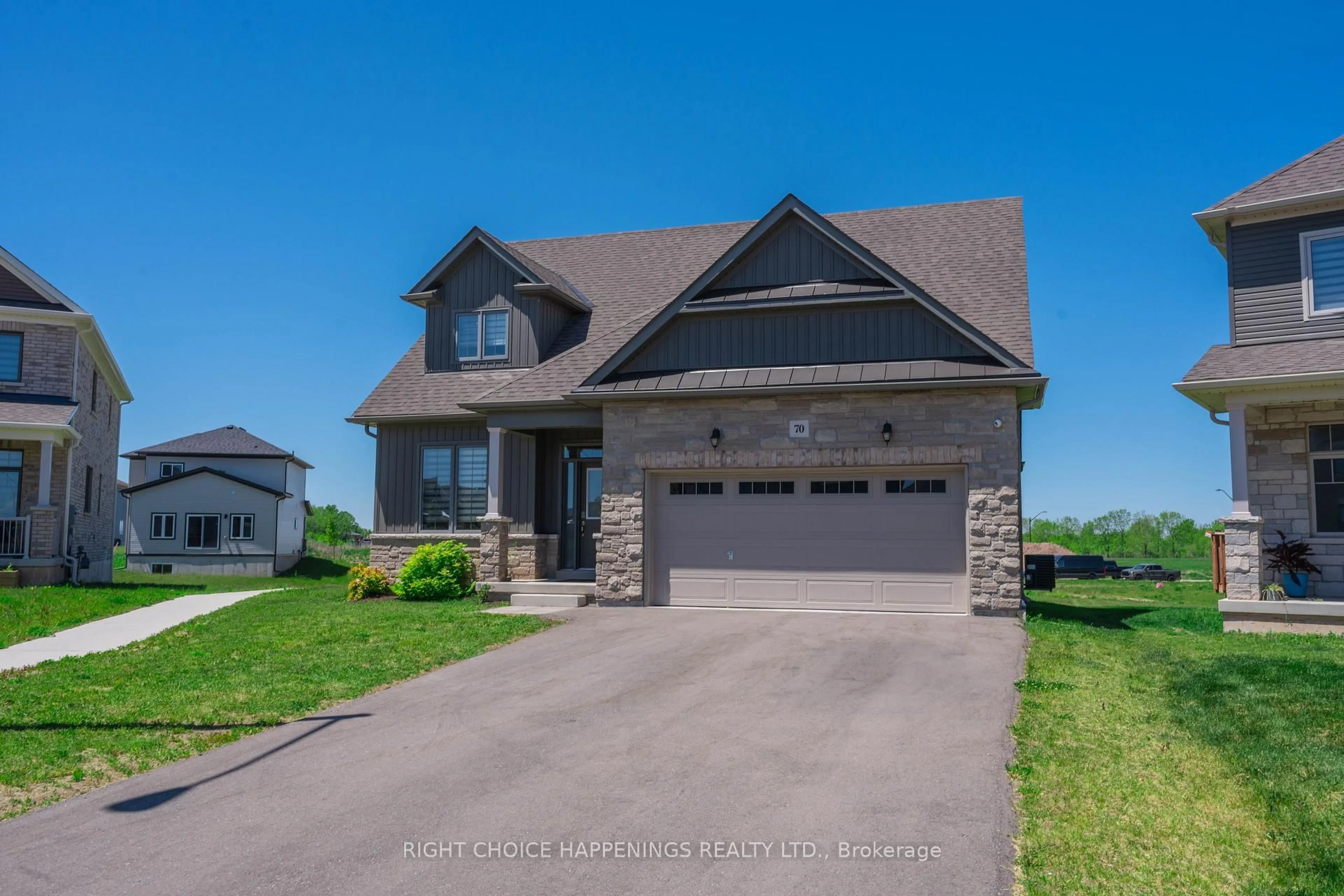 Home with brick exterior material, street for 70 Oriole Cres, Port Colborne Ontario L3K 6E2