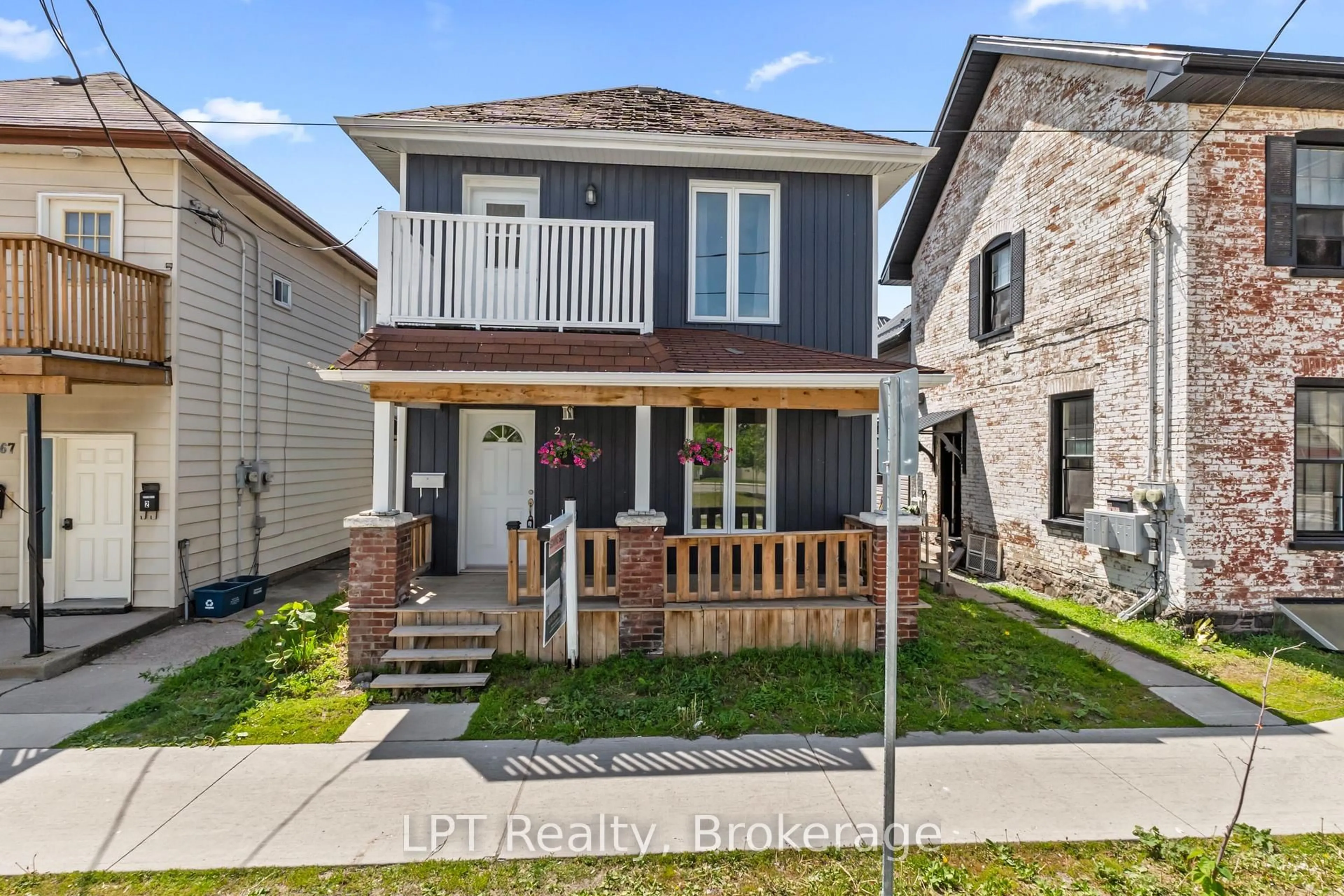 Home with brick exterior material, street for 273 Bethune St, Peterborough Ontario K9J 3L5
