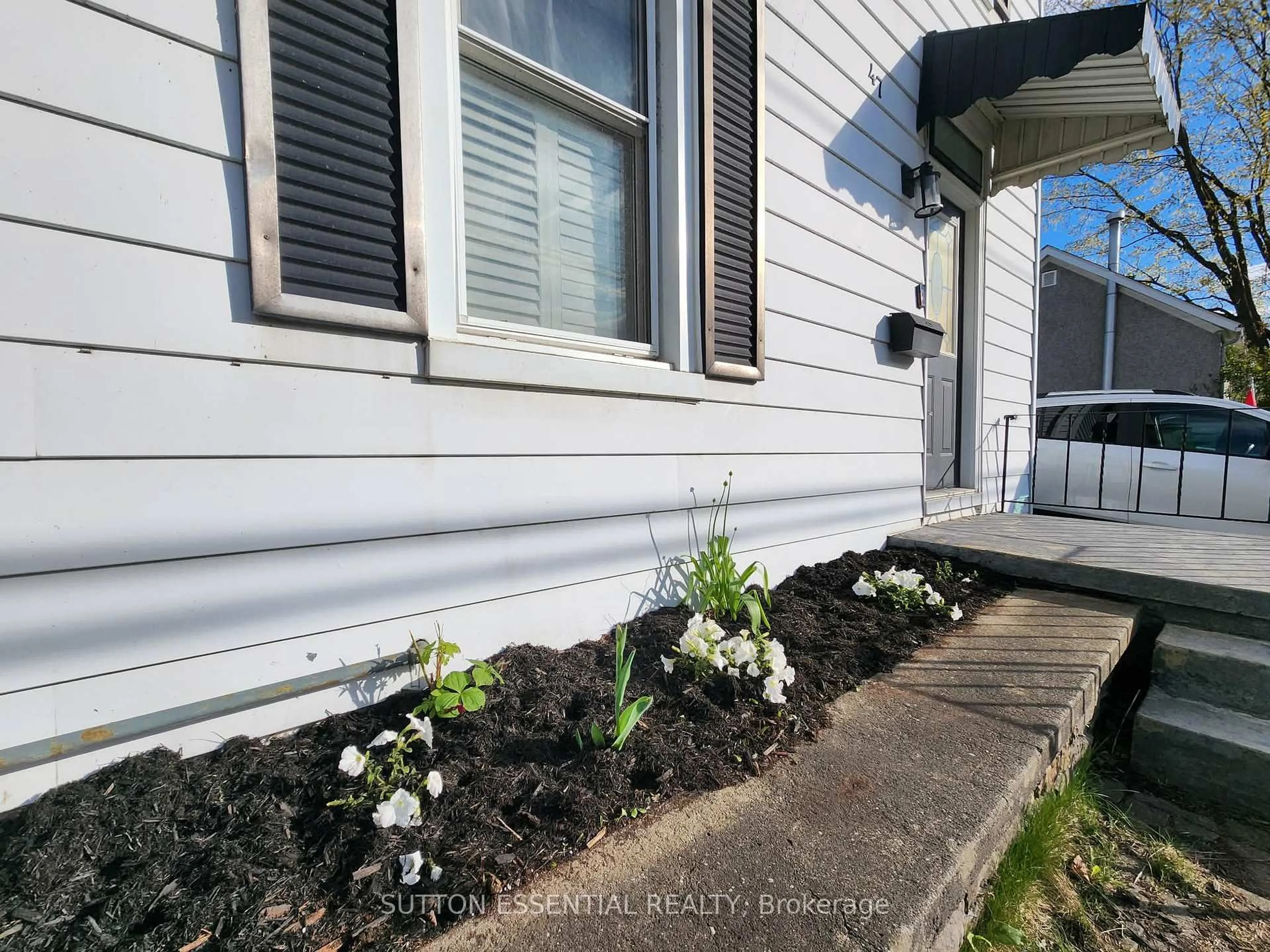 Unknown for 47 Pearl St, Brockville Ontario K6V 1P6