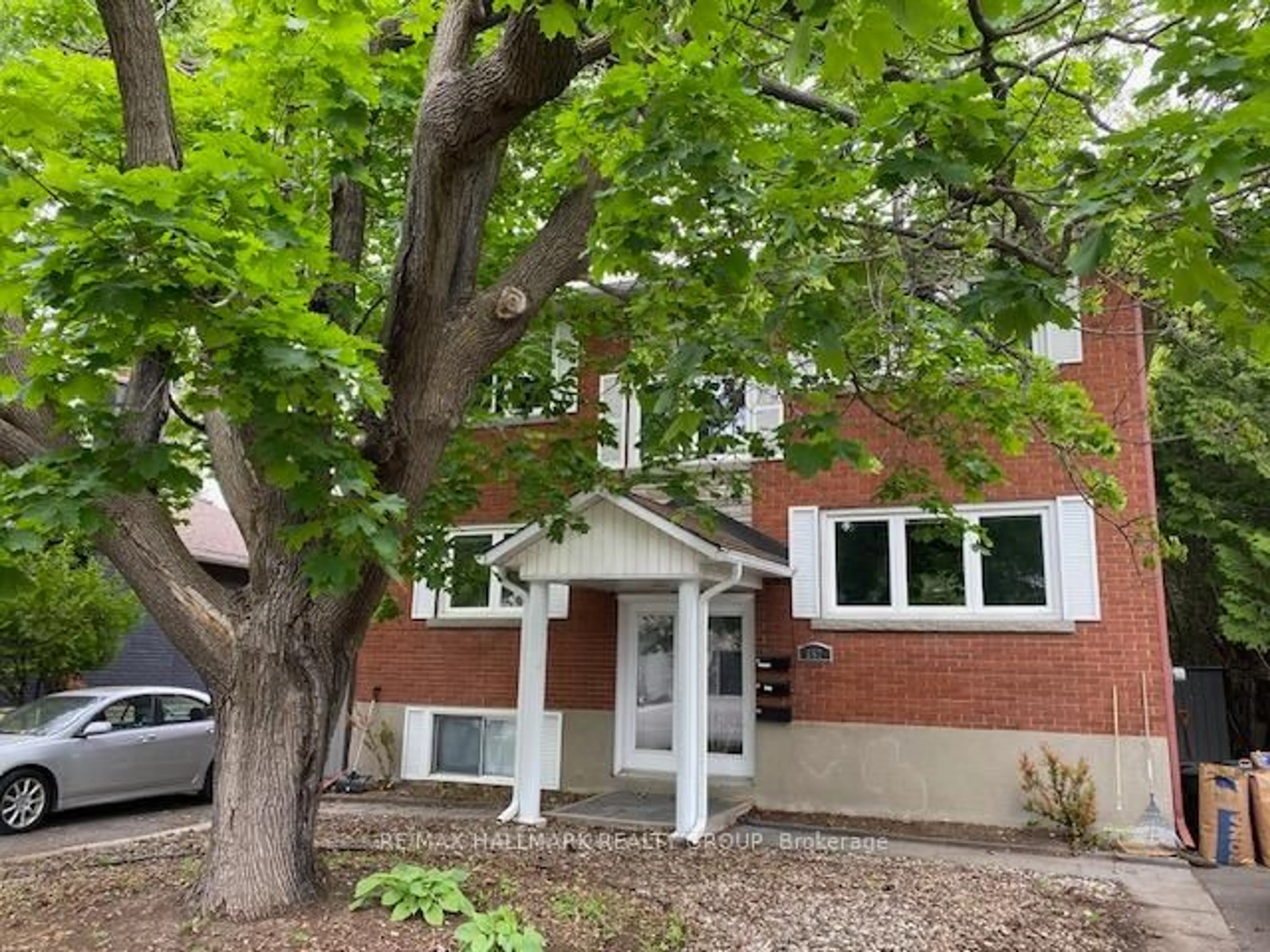 Home with brick exterior material, street for 657 Golden Ave, Ottawa Ontario K2A 2G3