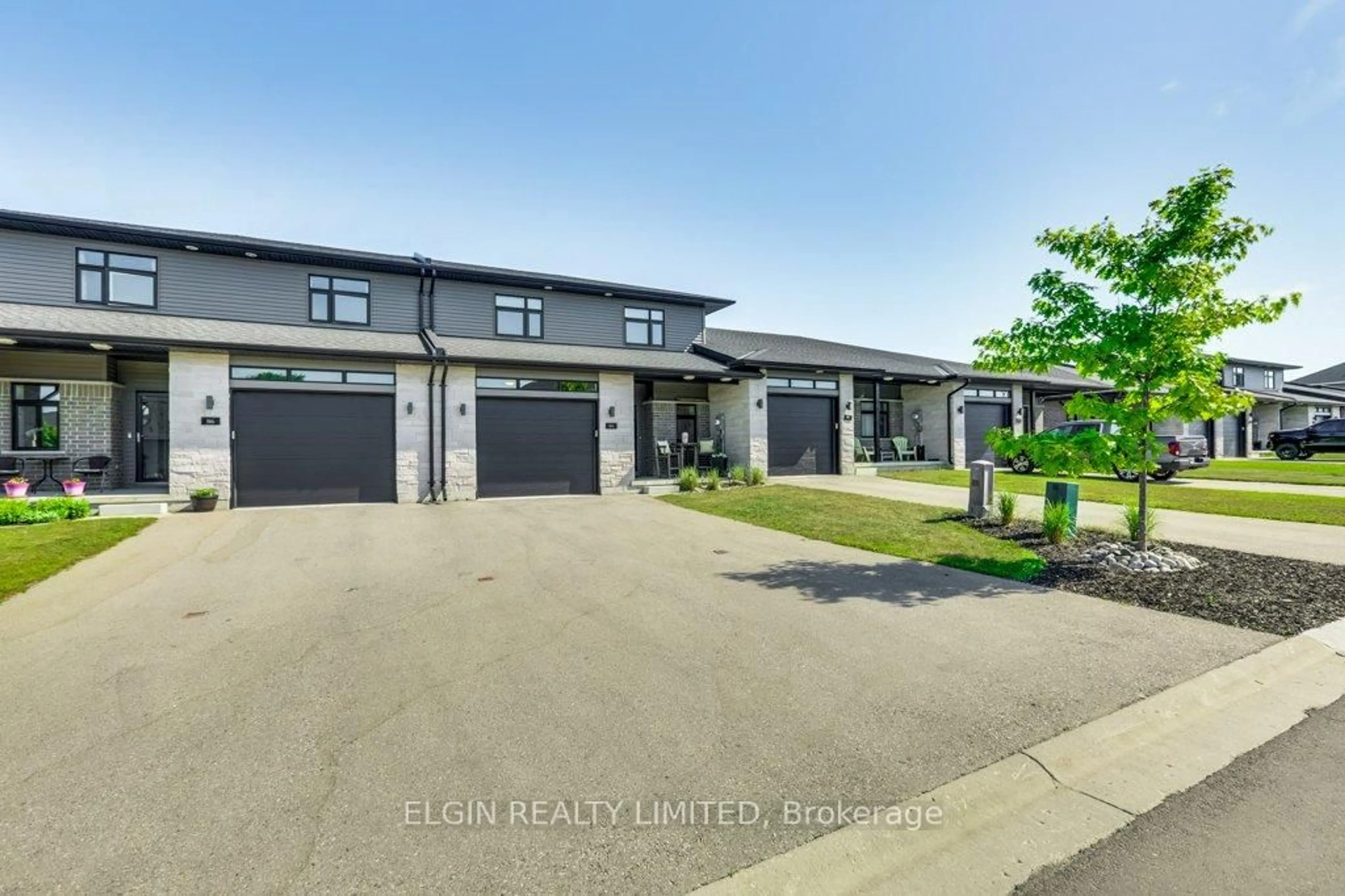A pic from outside/outdoor area/front of a property/back of a property/a pic from drone, street for 88 Rowe Ave, South Huron Ontario N0M 1S0