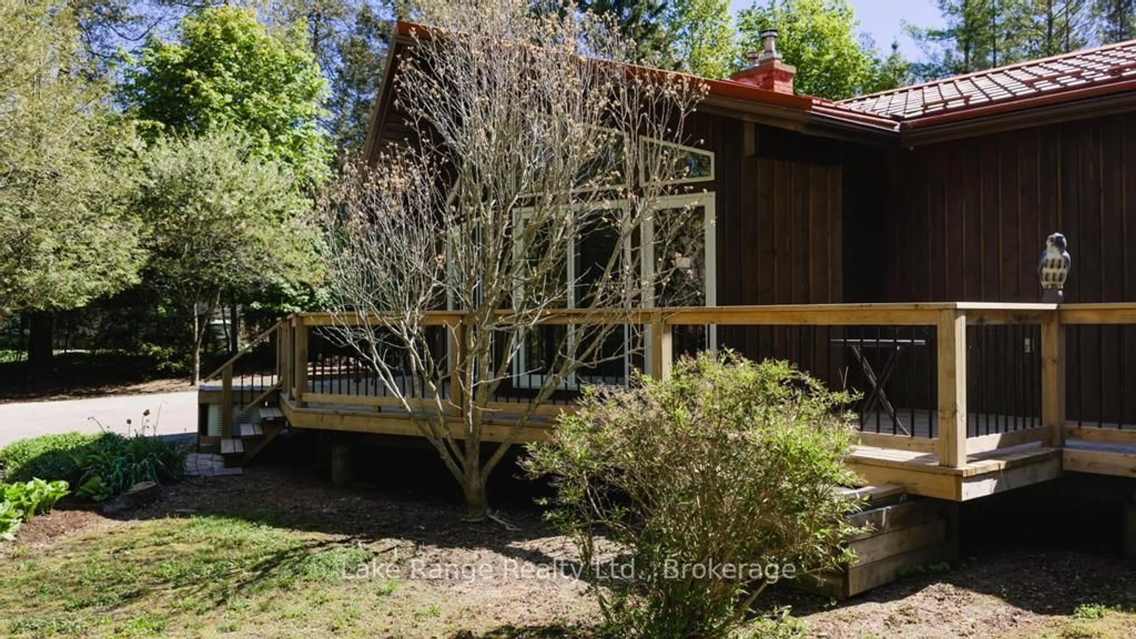 Patio, unknown for 216 KICKAPOO Dr, Huron-Kinloss Ontario N2Z 2X3