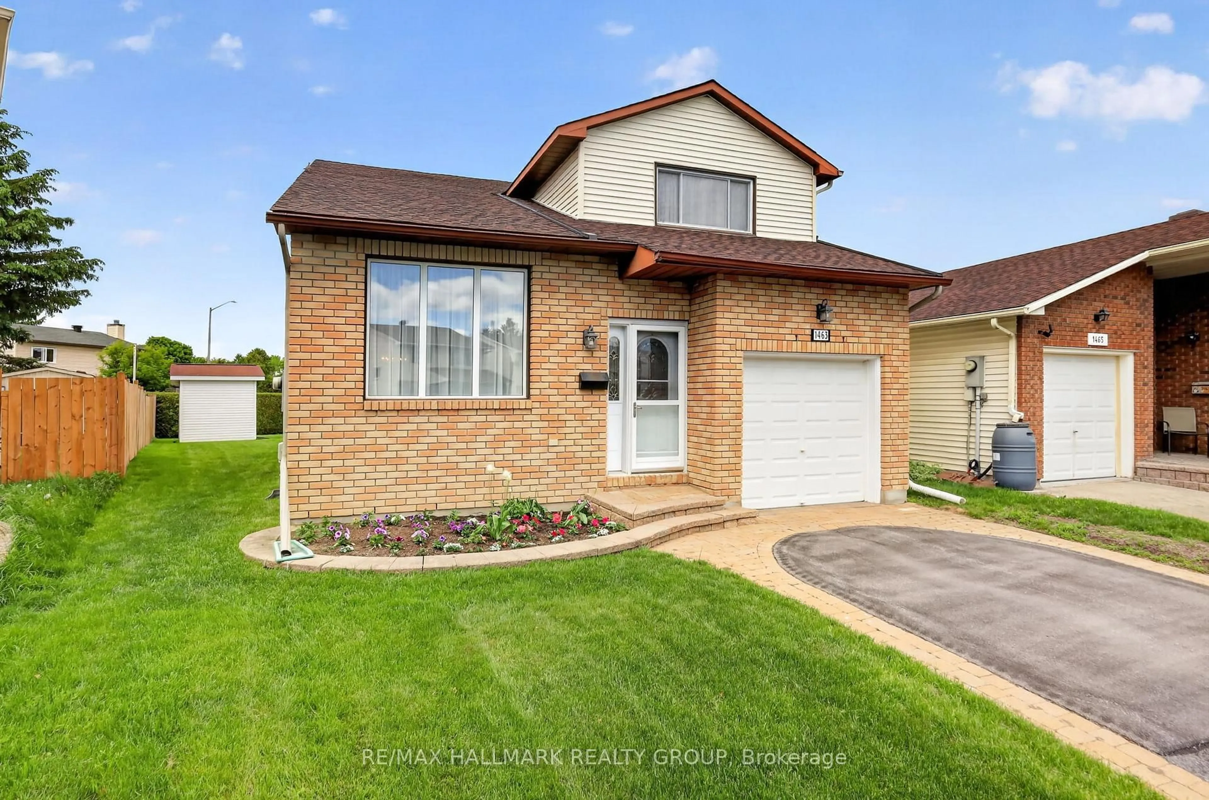 Home with brick exterior material, street for 1463 Kamouraska Circ, Ottawa Ontario K1C 3J1