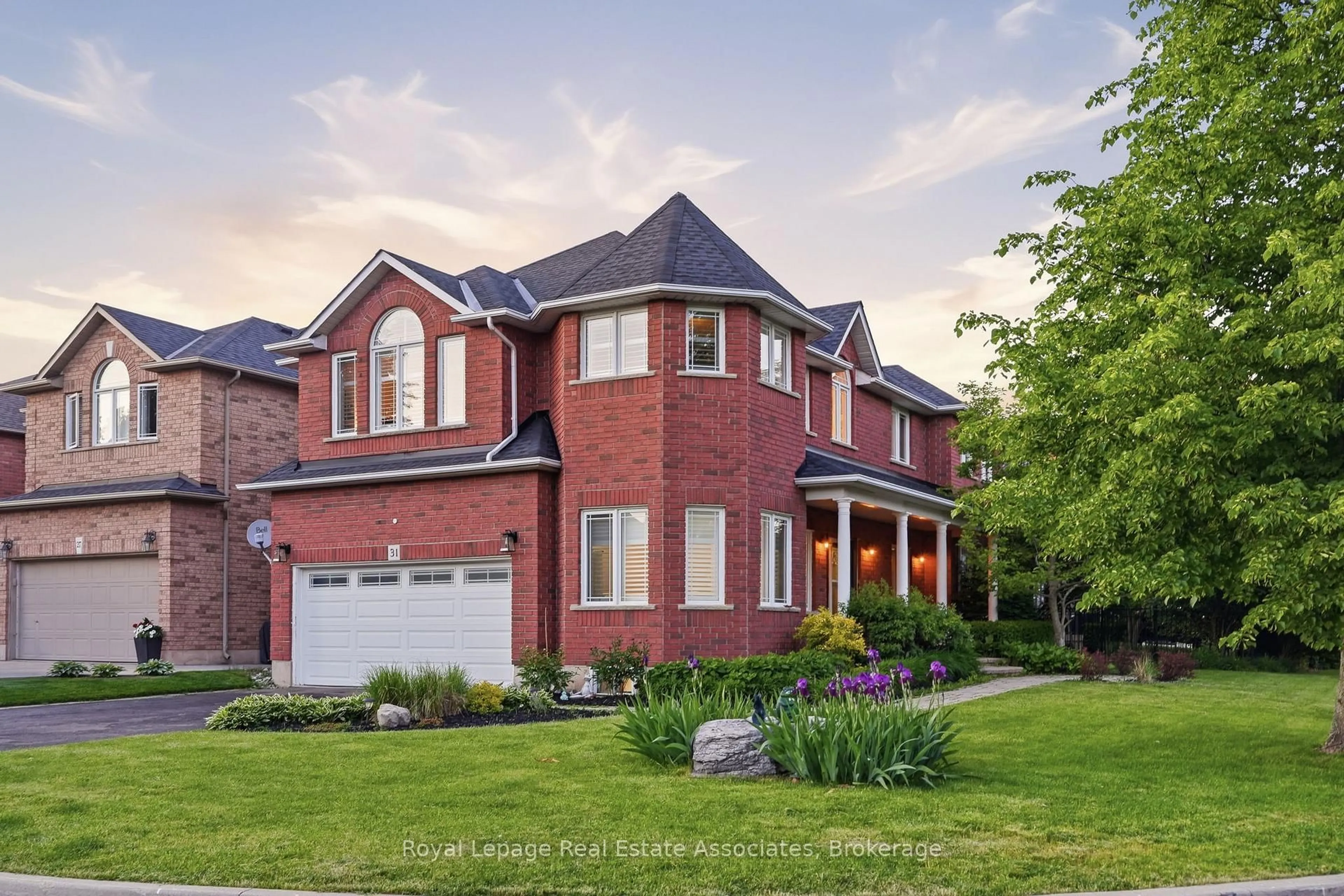 Home with brick exterior material, street for 31 Commando Crt, Hamilton Ontario L8B 0J6