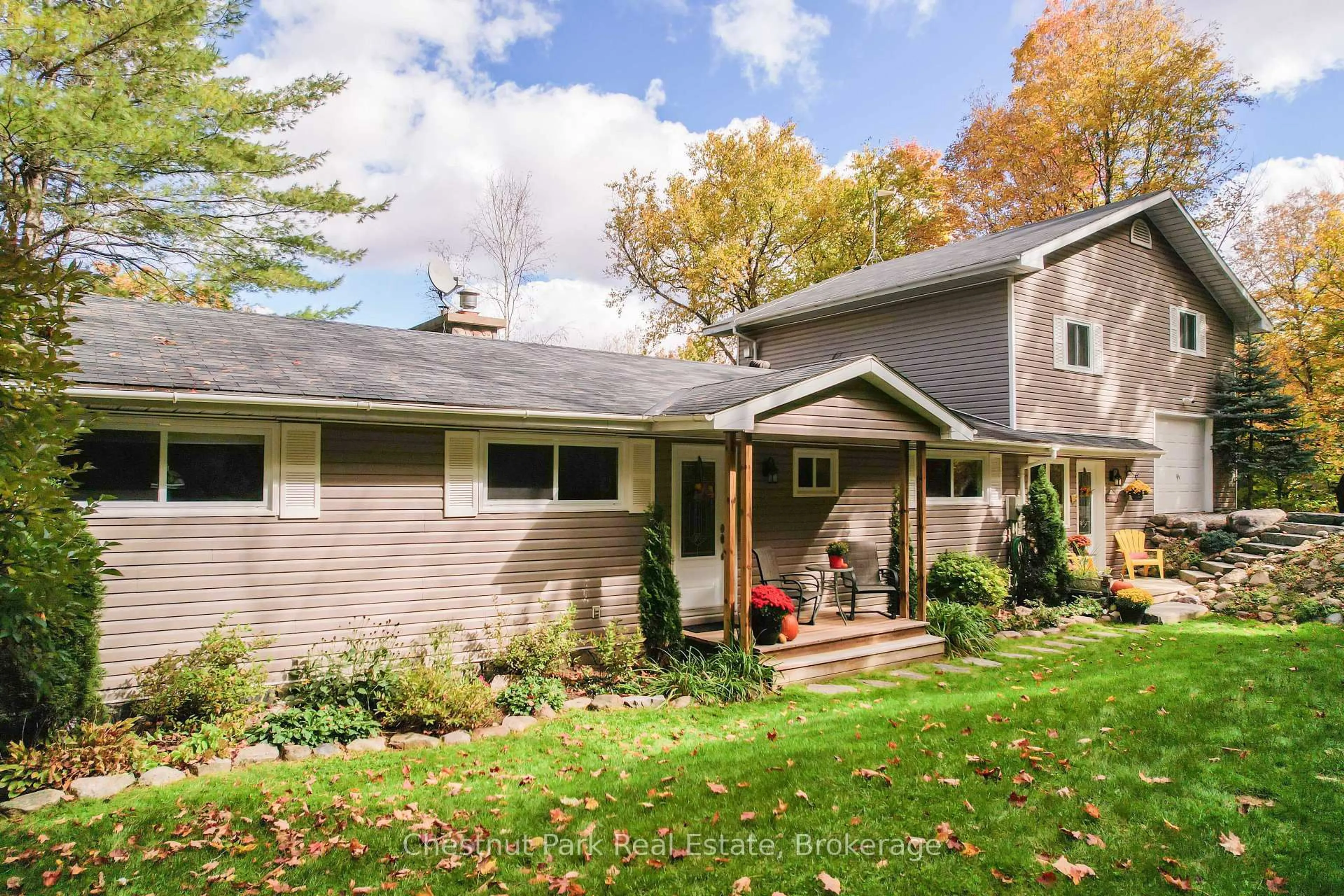 Unknown for 527 Harp Lake Rd, Huntsville Ontario P1H 2J6