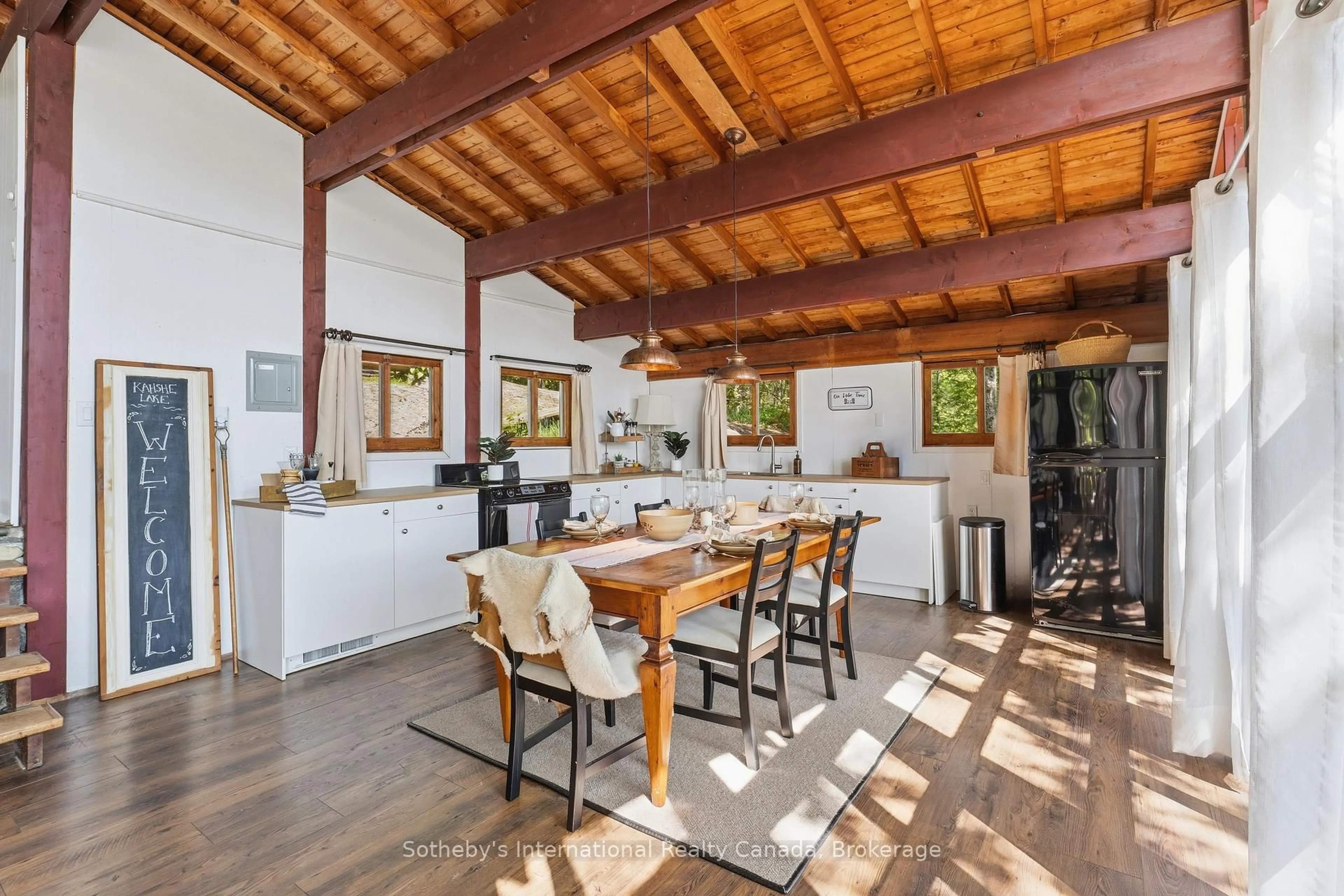 Open concept kitchen, unknown for 1055 Thanksgiving Rock Way #1, Gravenhurst Ontario P0E 1G0