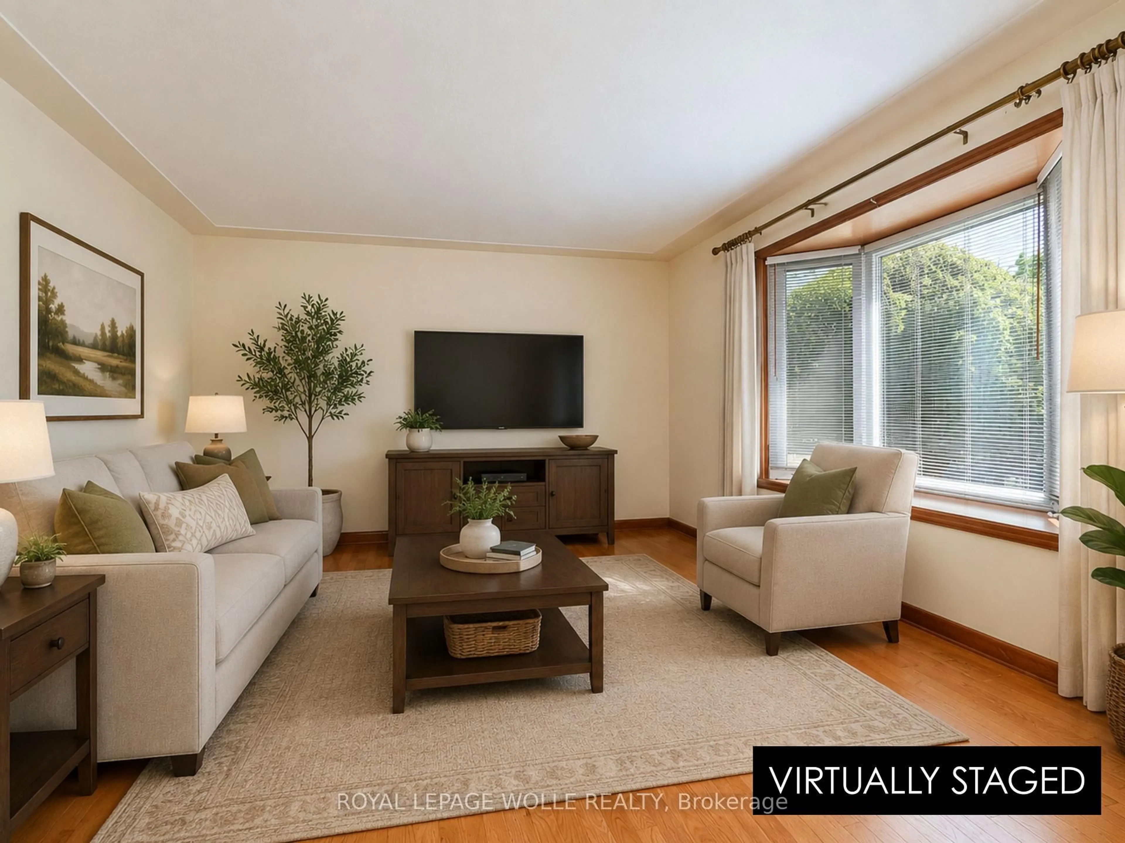 Living room with furniture, unknown for 93 Plymouth Rd, Kitchener Ontario N2G 3G7
