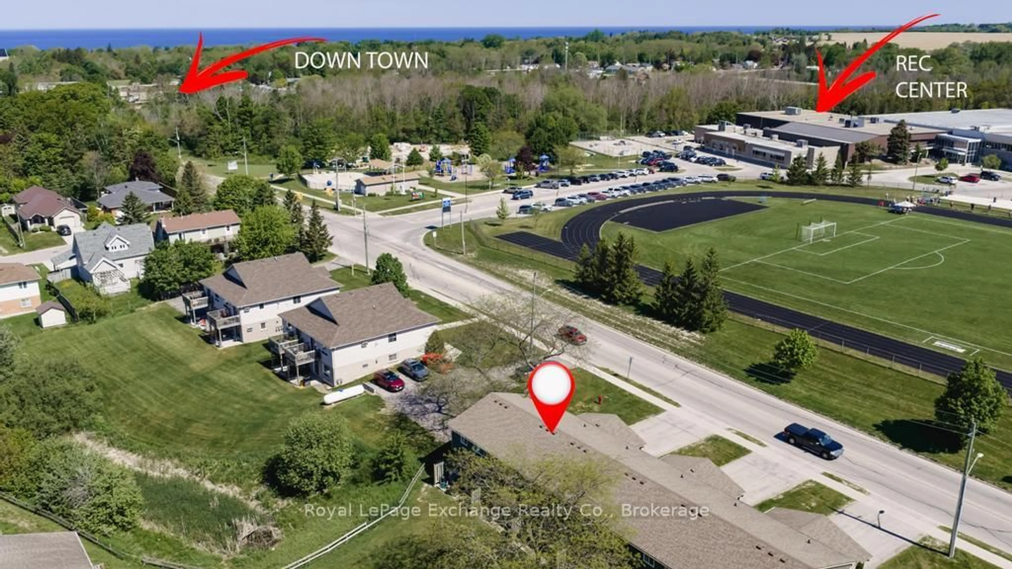 A pic from outside/outdoor area/front of a property/back of a property/a pic from drone, mountain view for 656 Durham St #48, Kincardine Ontario N2Z 1N6