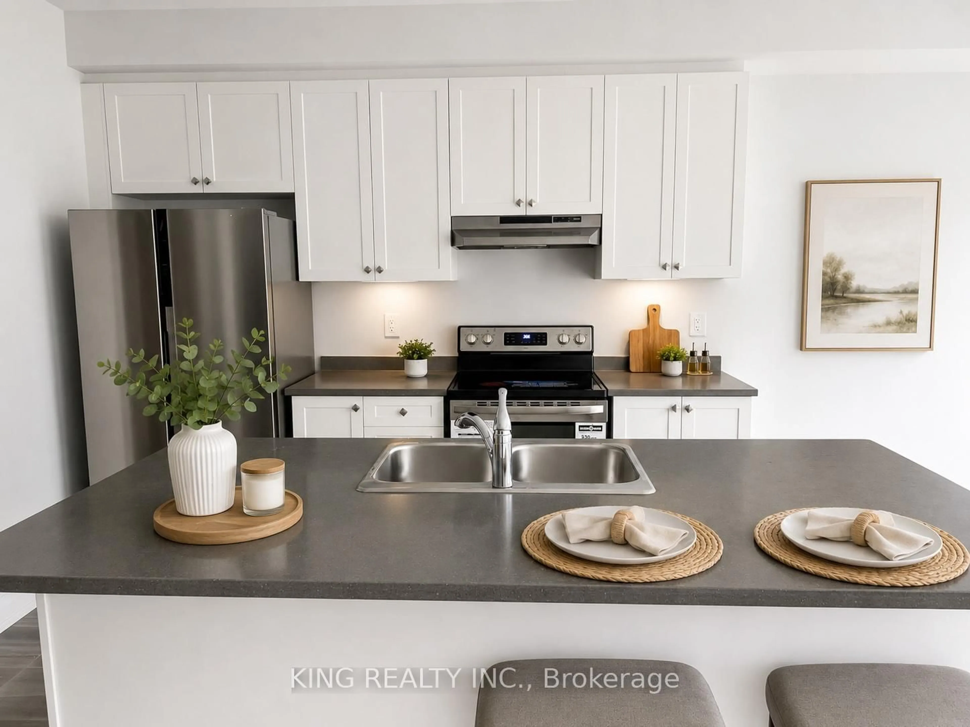 Open concept kitchen, ceramic/tile floor for 55 Butler Ave, Kawartha Lakes Ontario K9V 4R1