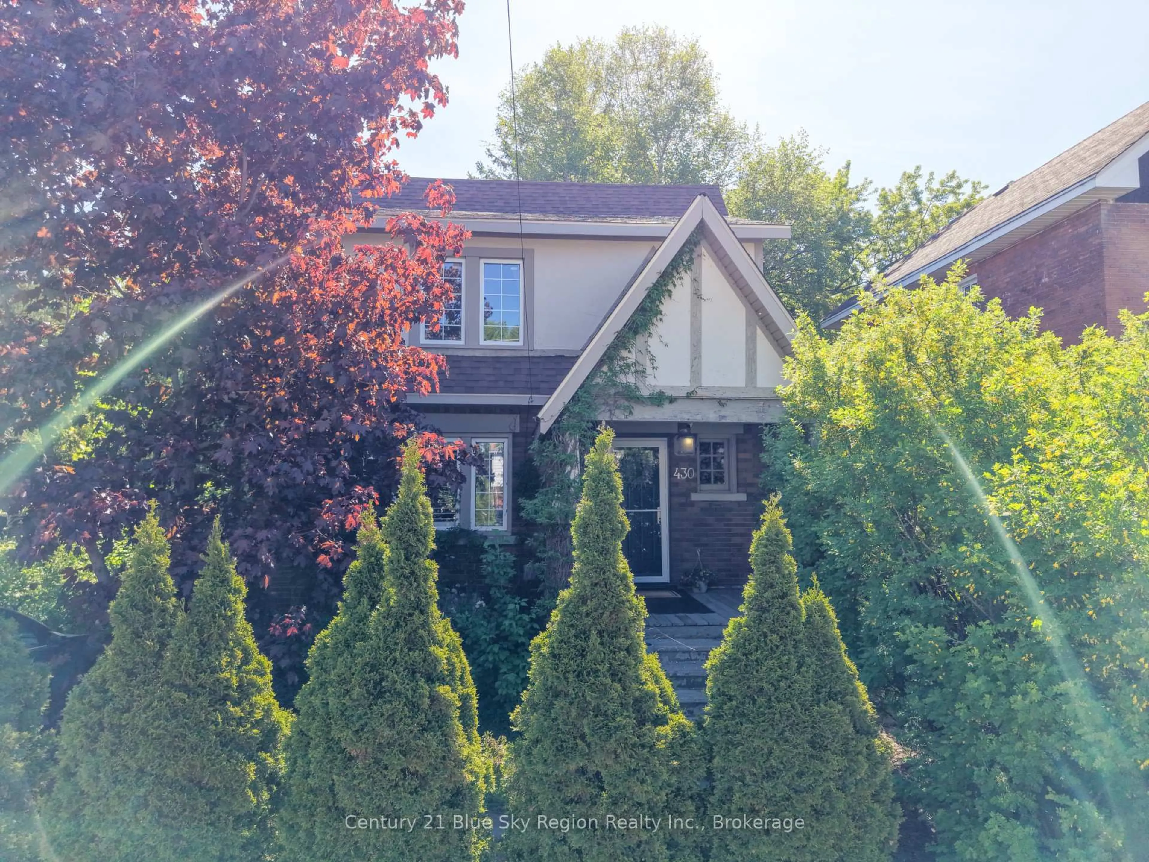 A pic from outside/outdoor area/front of a property/back of a property/a pic from drone, street for 430 Kehoe St, North Bay Ontario P1B 5V6