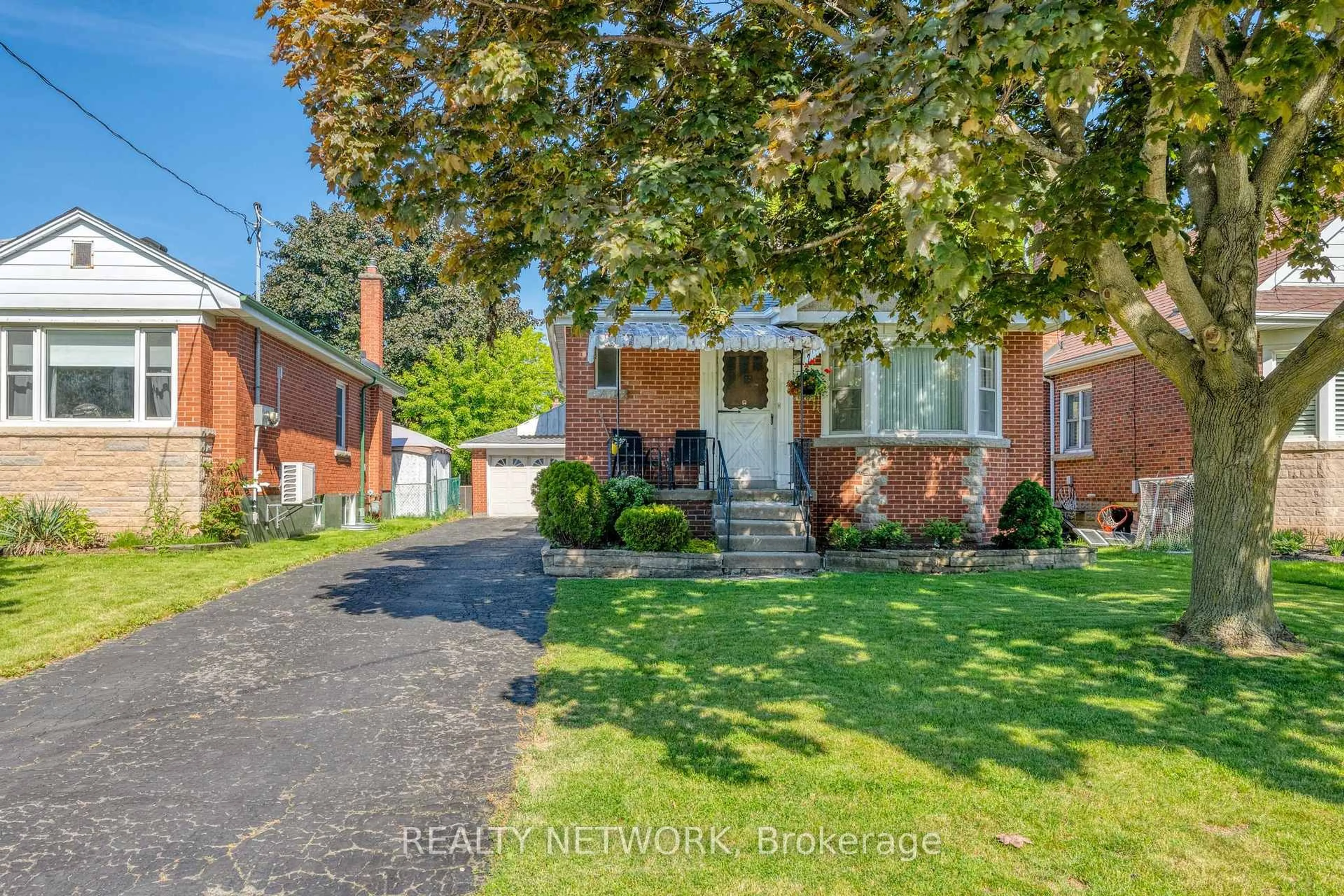 Home with brick exterior material, street for 224 Glencarry Ave, Hamilton Ontario L8K 3R9