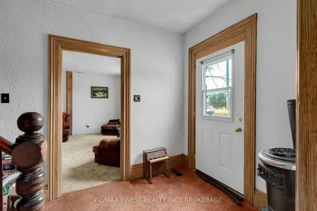 291 Hambly St, Napanee 4