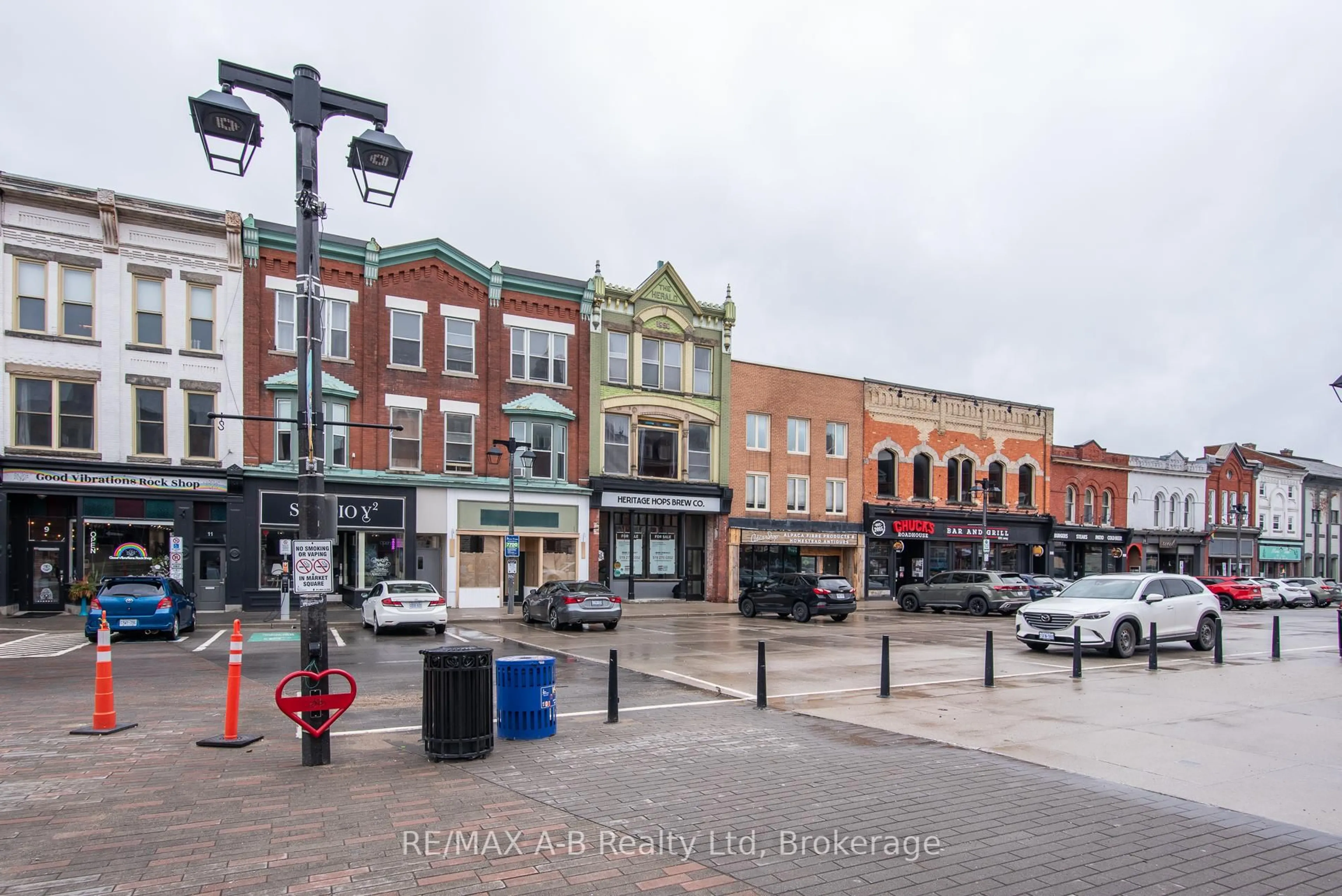Unknown for 66 WELLINGTON St ##201, Stratford Ontario N5A 2L2
