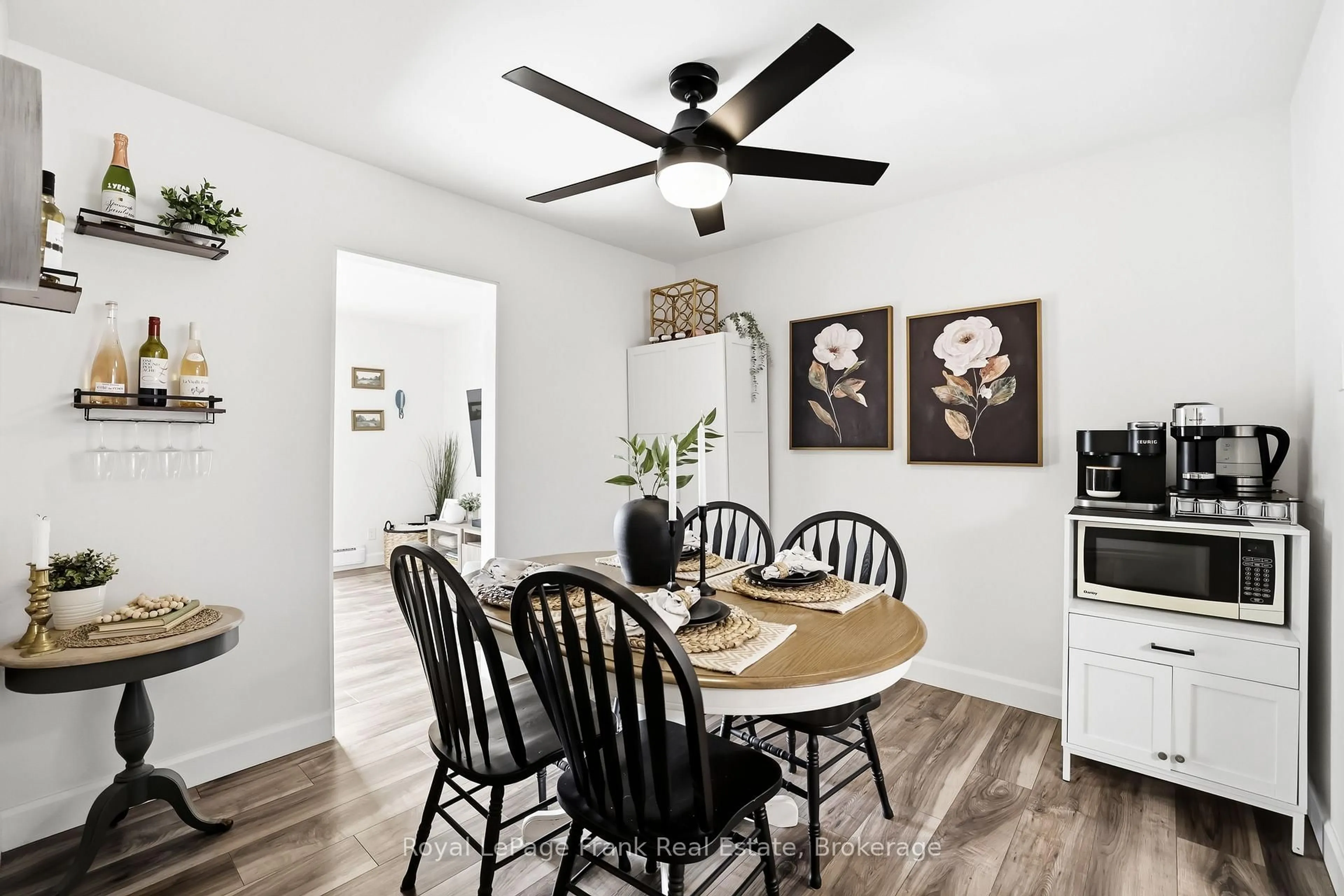 Dining room, wood/laminate floor for 400 Westwood Dr #A3, Cobourg Ontario K9A 2B6
