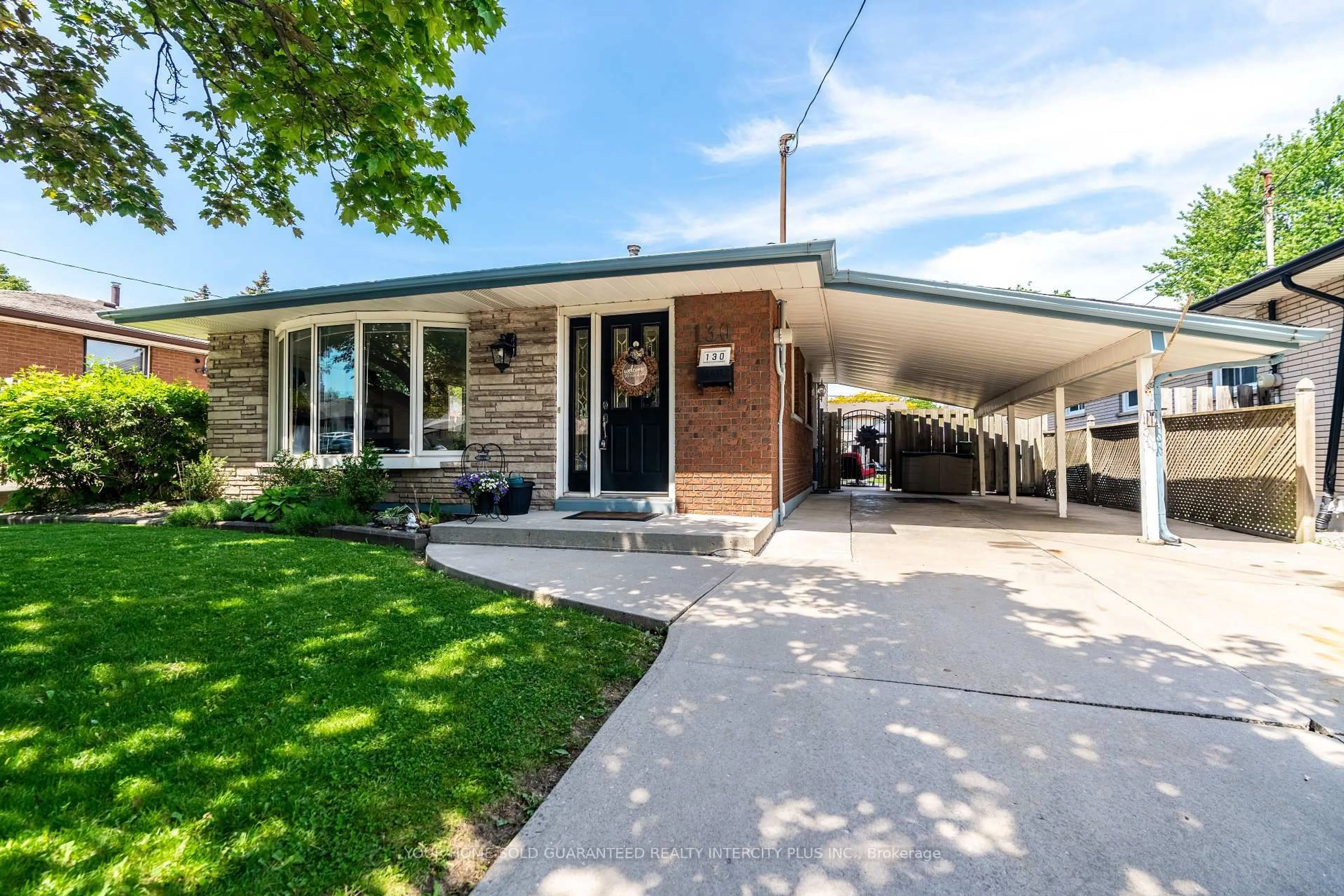 Unknown for 130 Burrwood Dr, Hamilton Ontario L9C 3T2