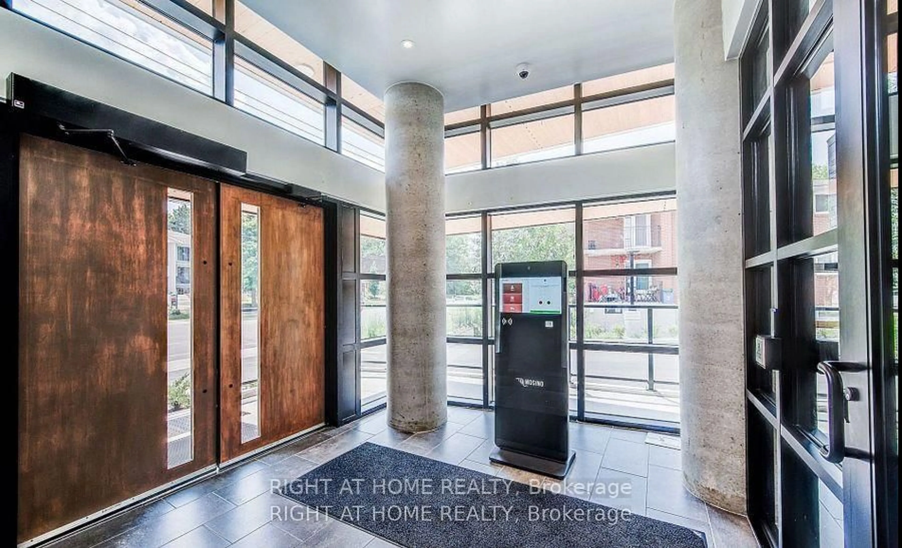 Indoor foyer for 312 Erb St #205, Waterloo Ontario N2L 0K9