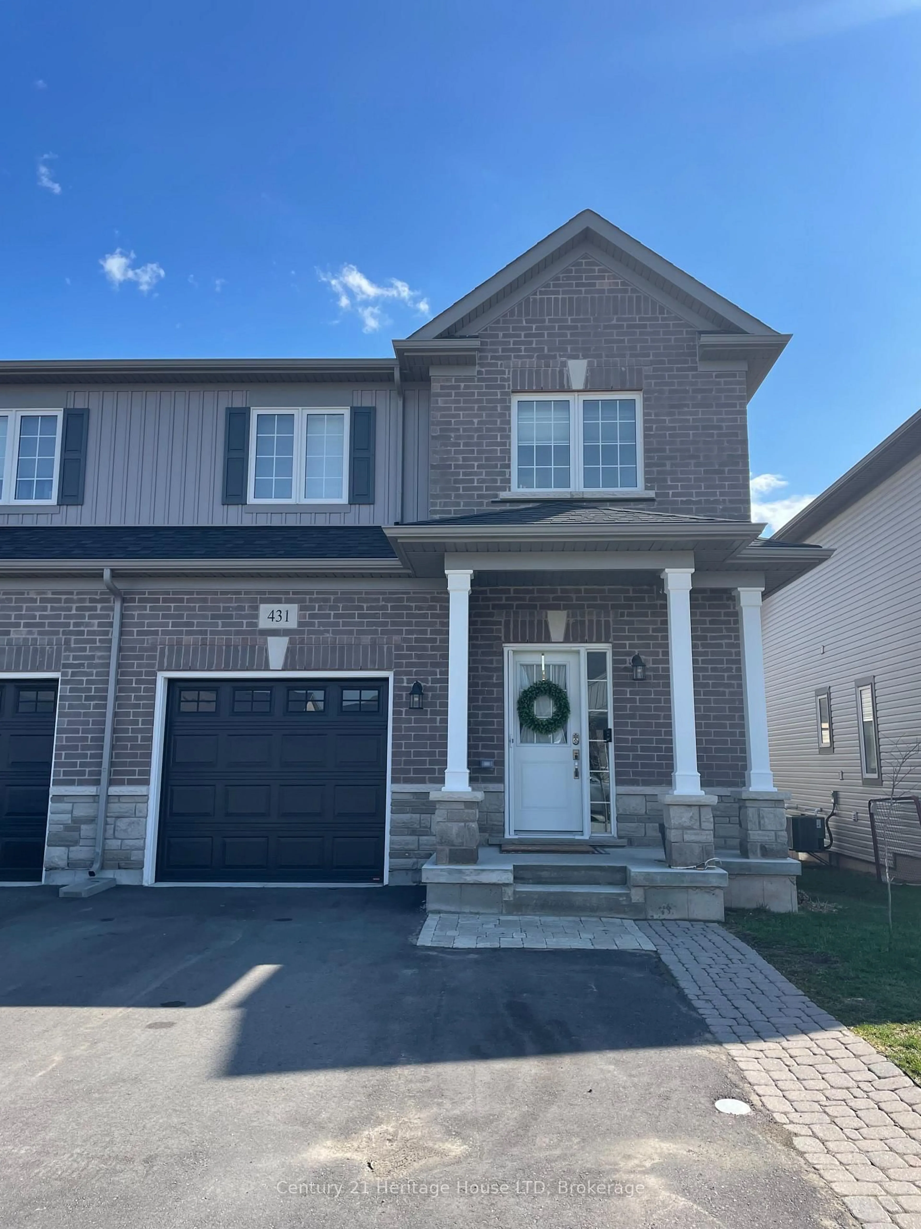 Home with brick exterior material, street for 431 Williams Cres, Fort Erie Ontario L2A 4P6