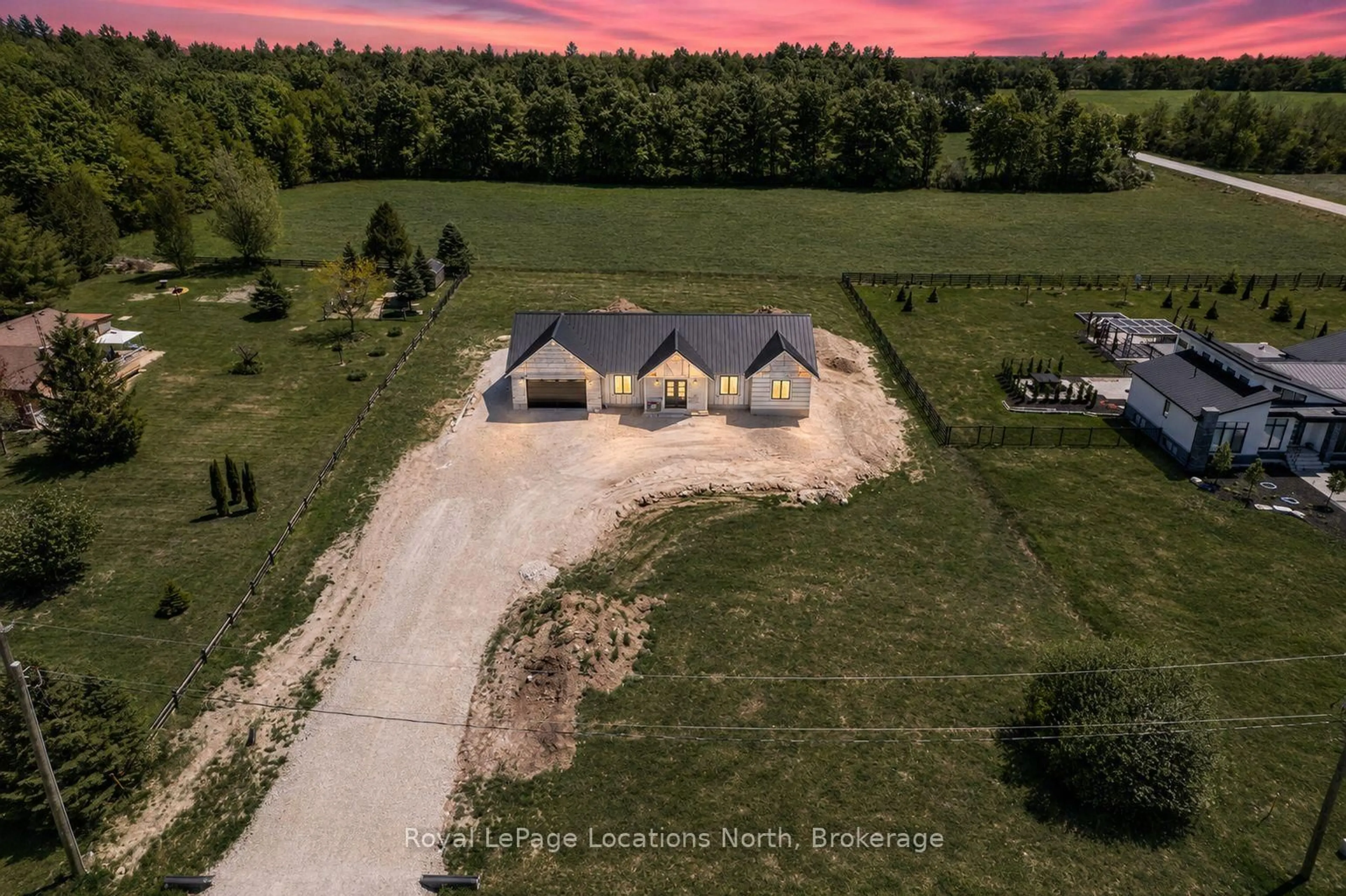 A pic from outside/outdoor area/front of a property/back of a property/a pic from drone, unknown for 115 Inkerman St, Grey Highlands Ontario N0C 1E0