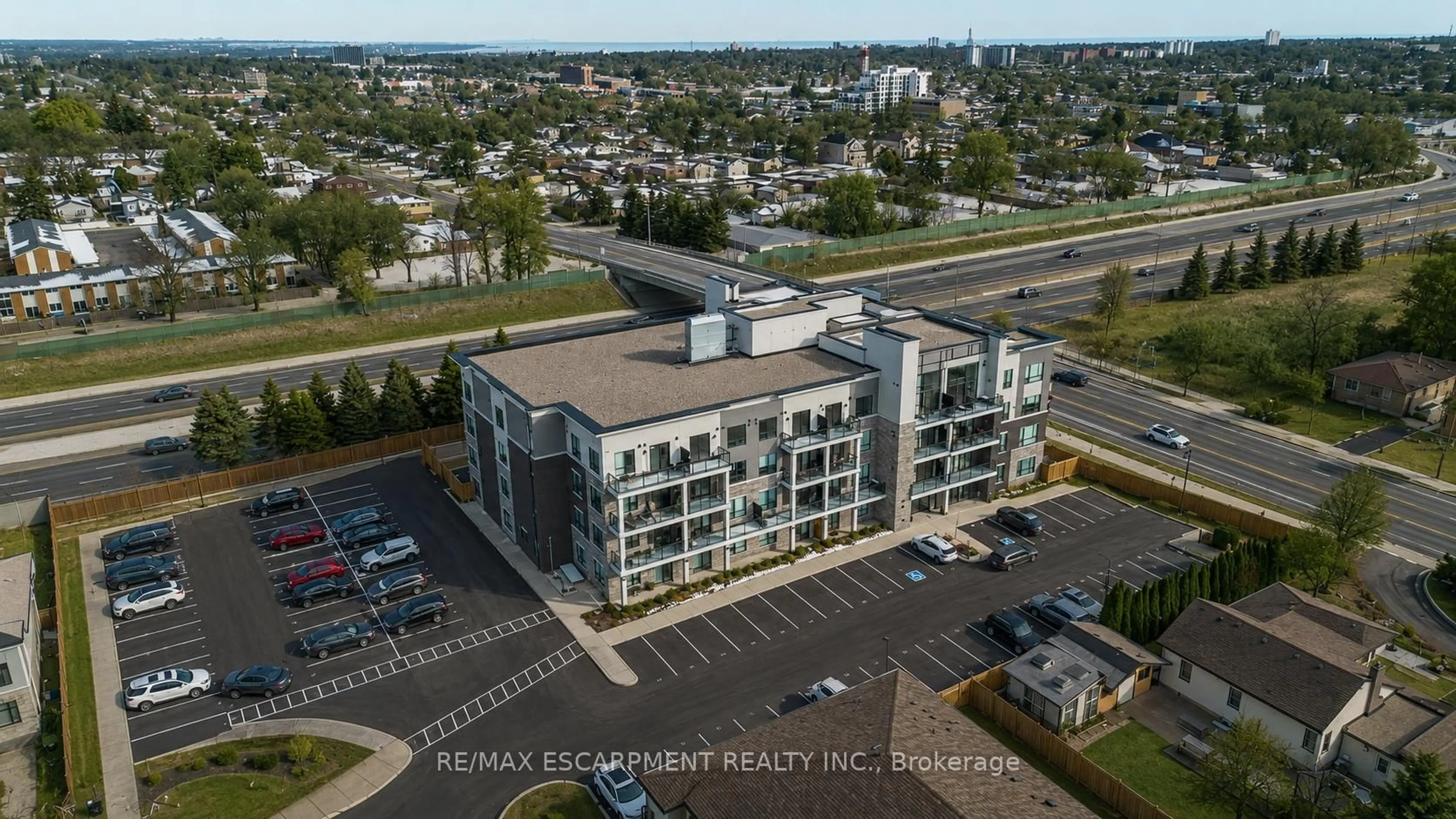 A pic from outside/outdoor area/front of a property/back of a property/a pic from drone, building for 120 SPRINGVALLEY Cres #104, Hamilton Ontario L9C 0G2