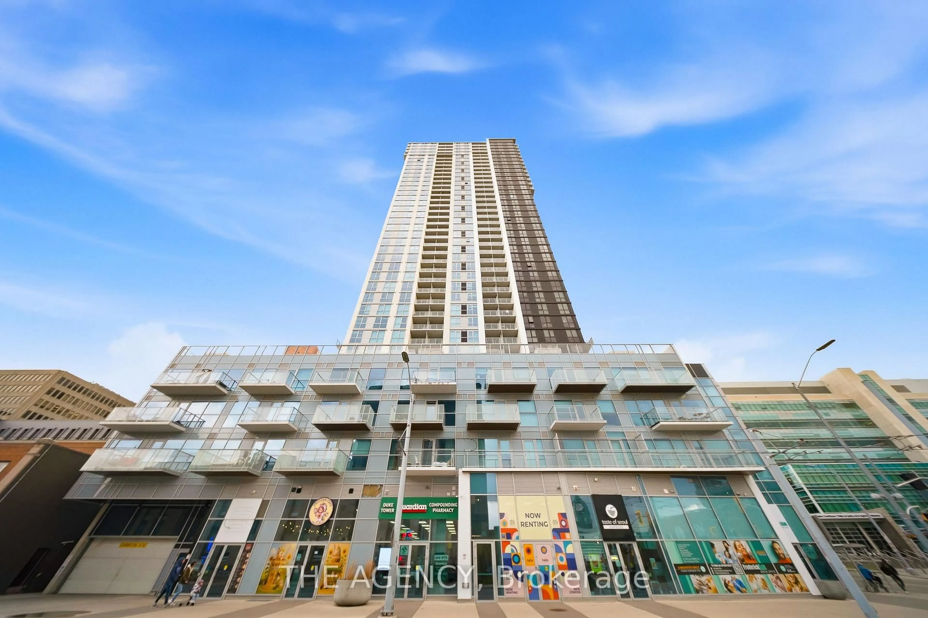 Indoor foyer for 60 Frederick St #1113, Kitchener Ontario N2C 0H7