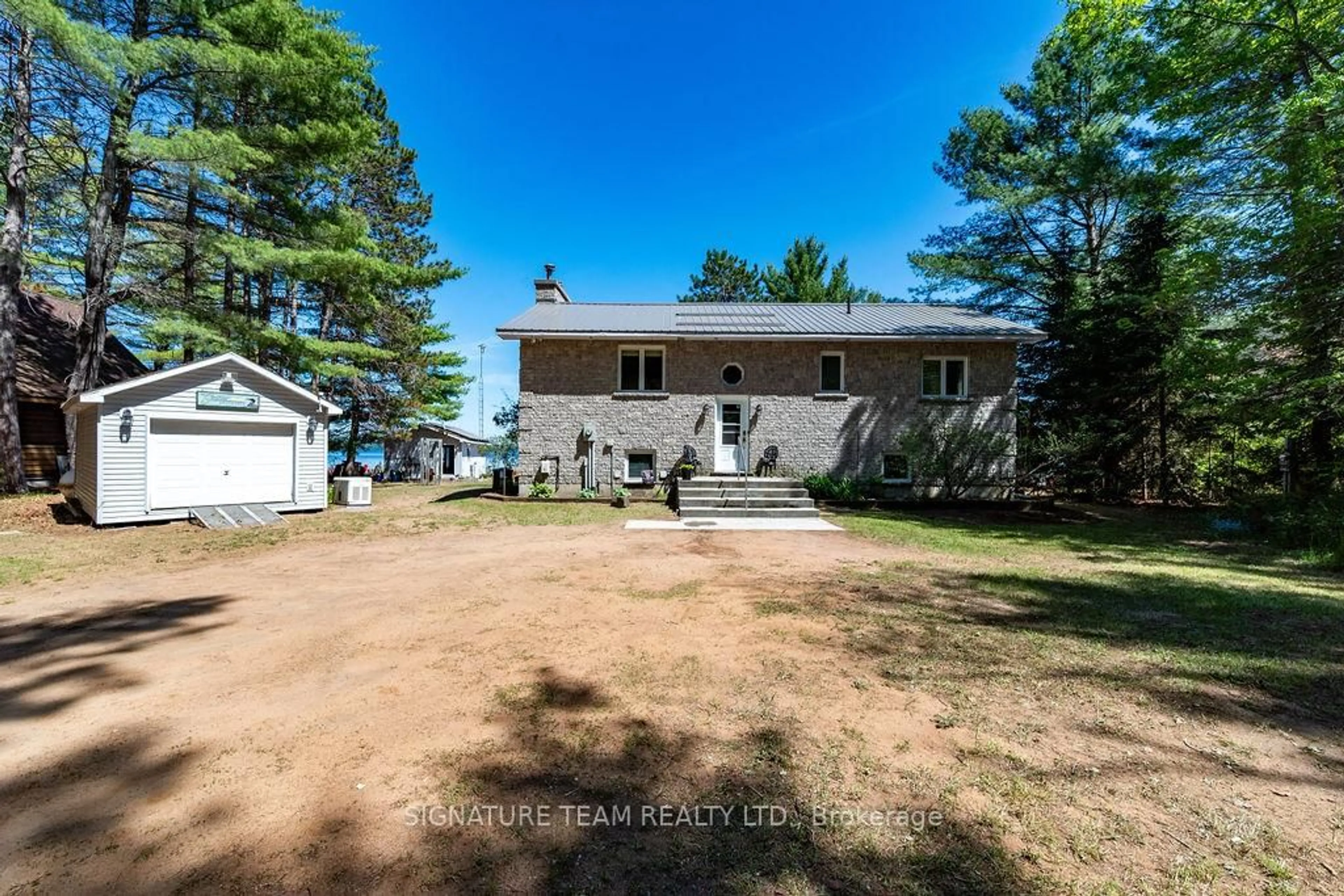 A pic from outside/outdoor area/front of a property/back of a property/a pic from drone, street for 112 Eno Rd, Killaloe Ontario K0J 2A0