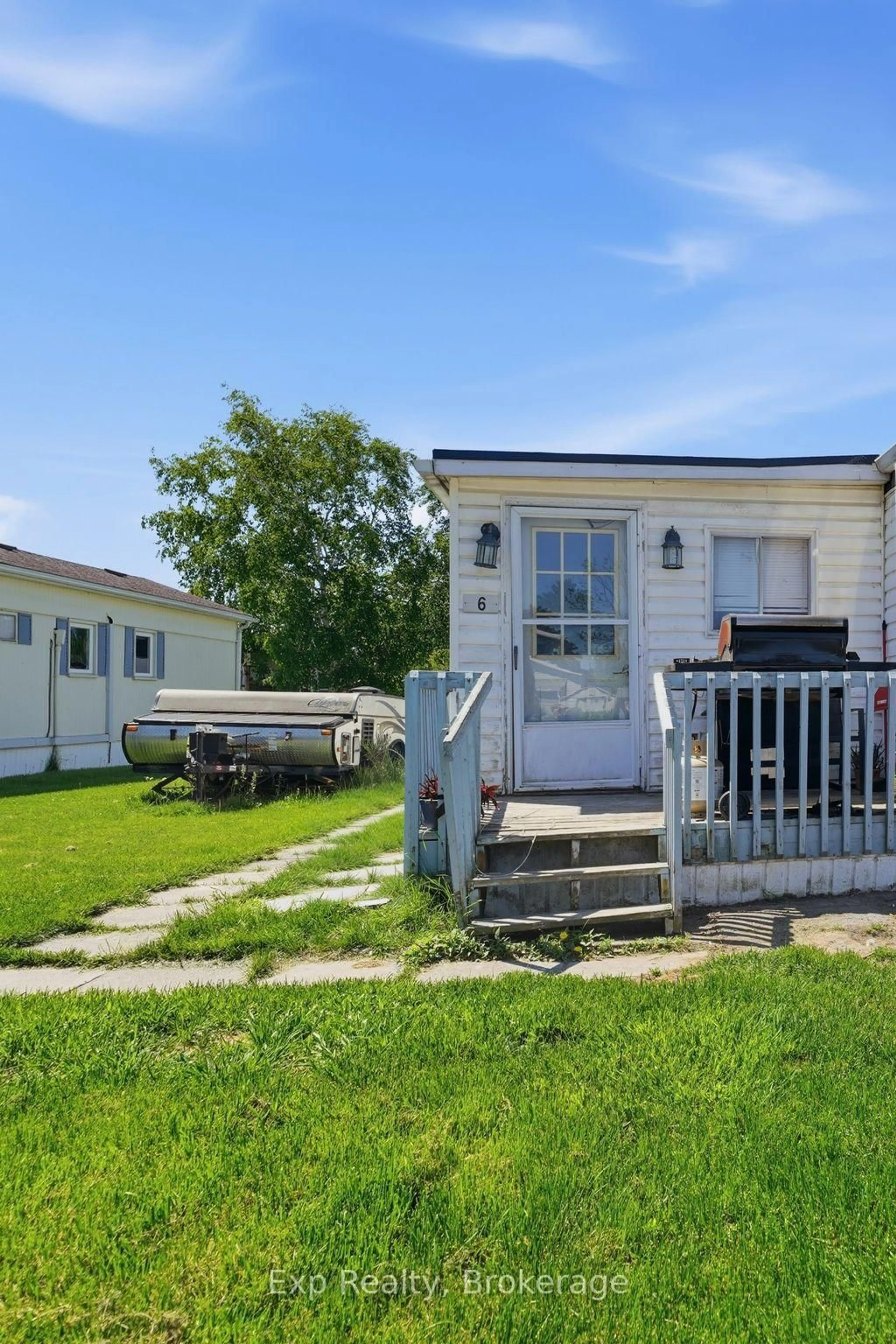 Unknown for 6 Juniper Lane, Belleville Ontario K8N 4Z3