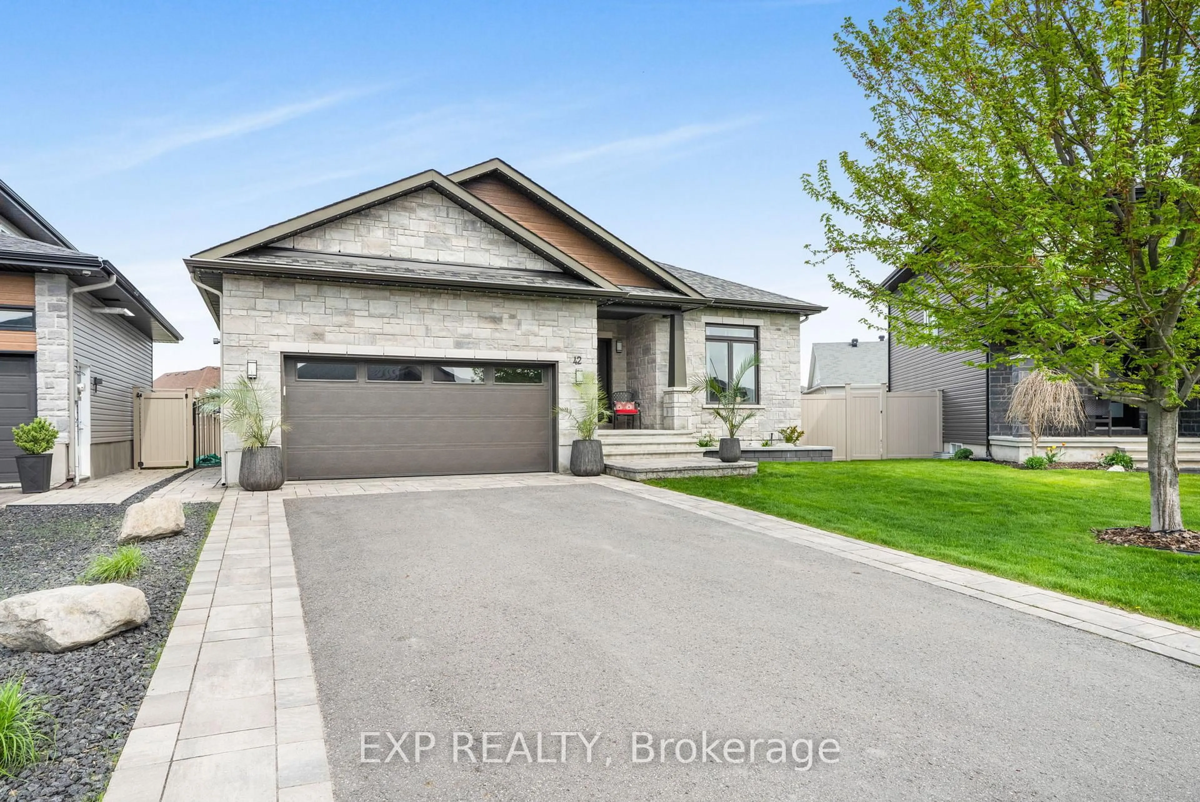 Home with brick exterior material, street for 42 Granite St, Clarence-Rockland Ontario K4K 0H8