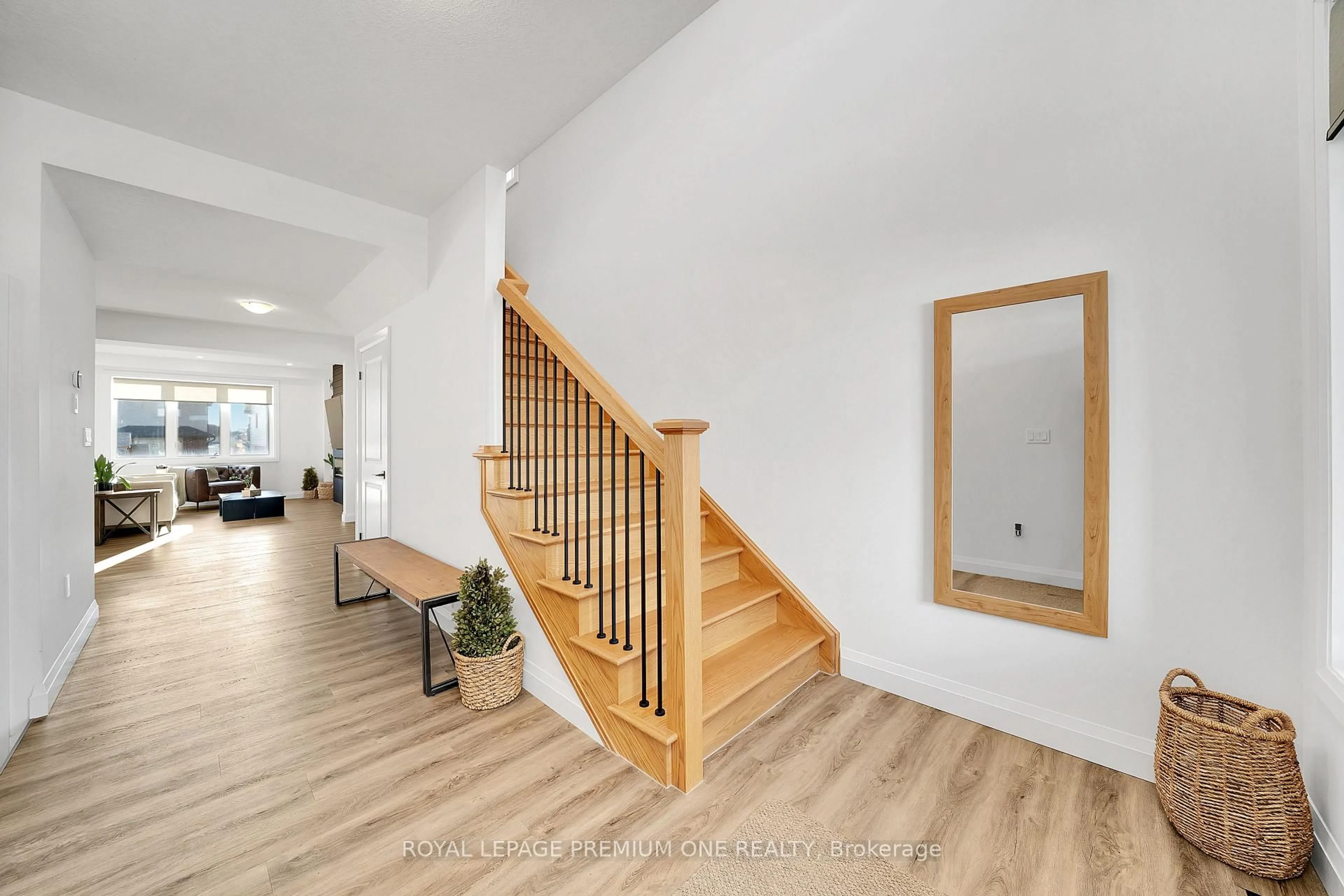 Unknown for 207 Schmidt Dr, Wellington North Ontario N0G 1A0