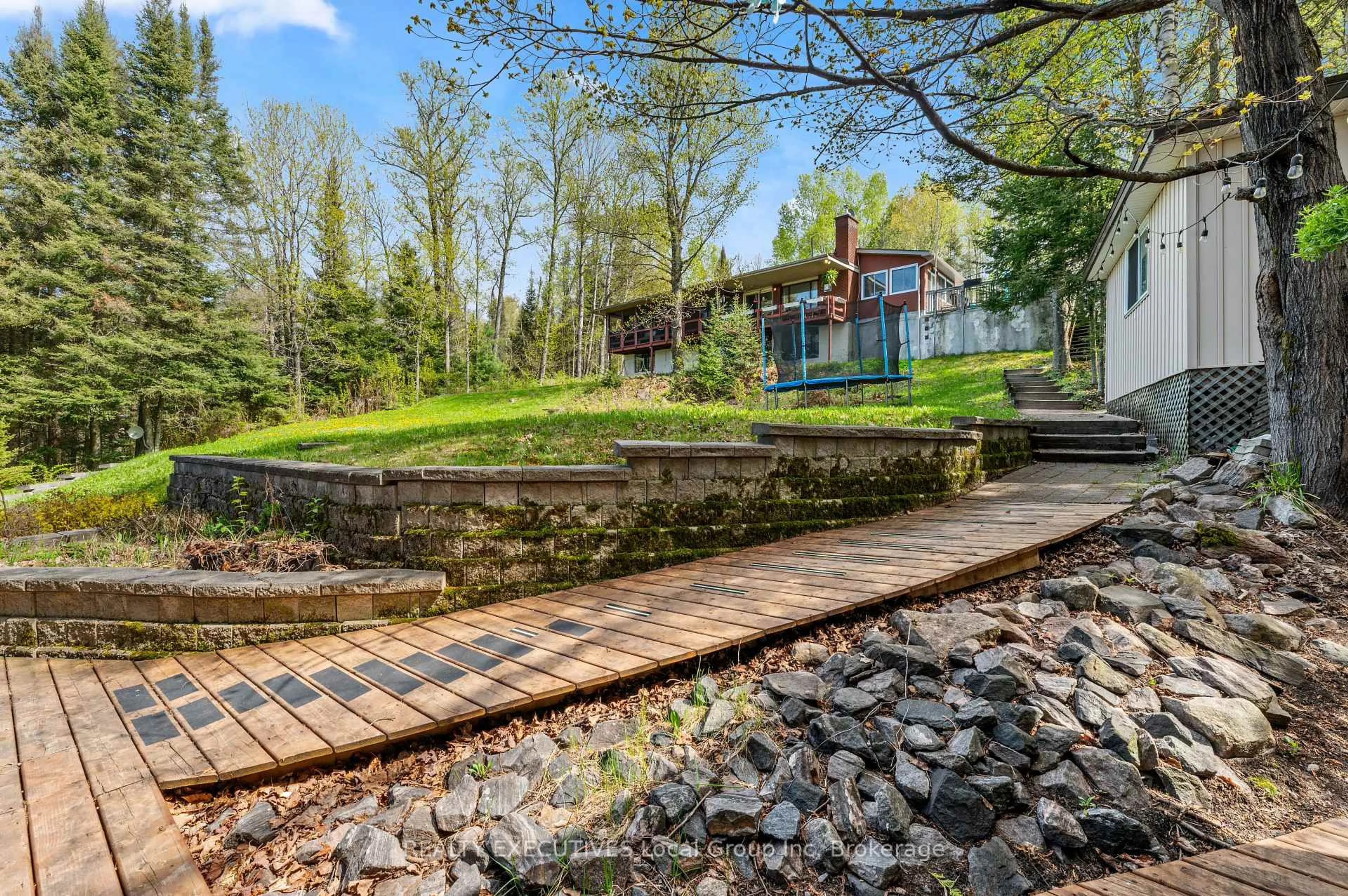 Patio, water/lake/river/ocean view for 1464 PENINSULA Rd, North Bay Ontario P1B 8G4