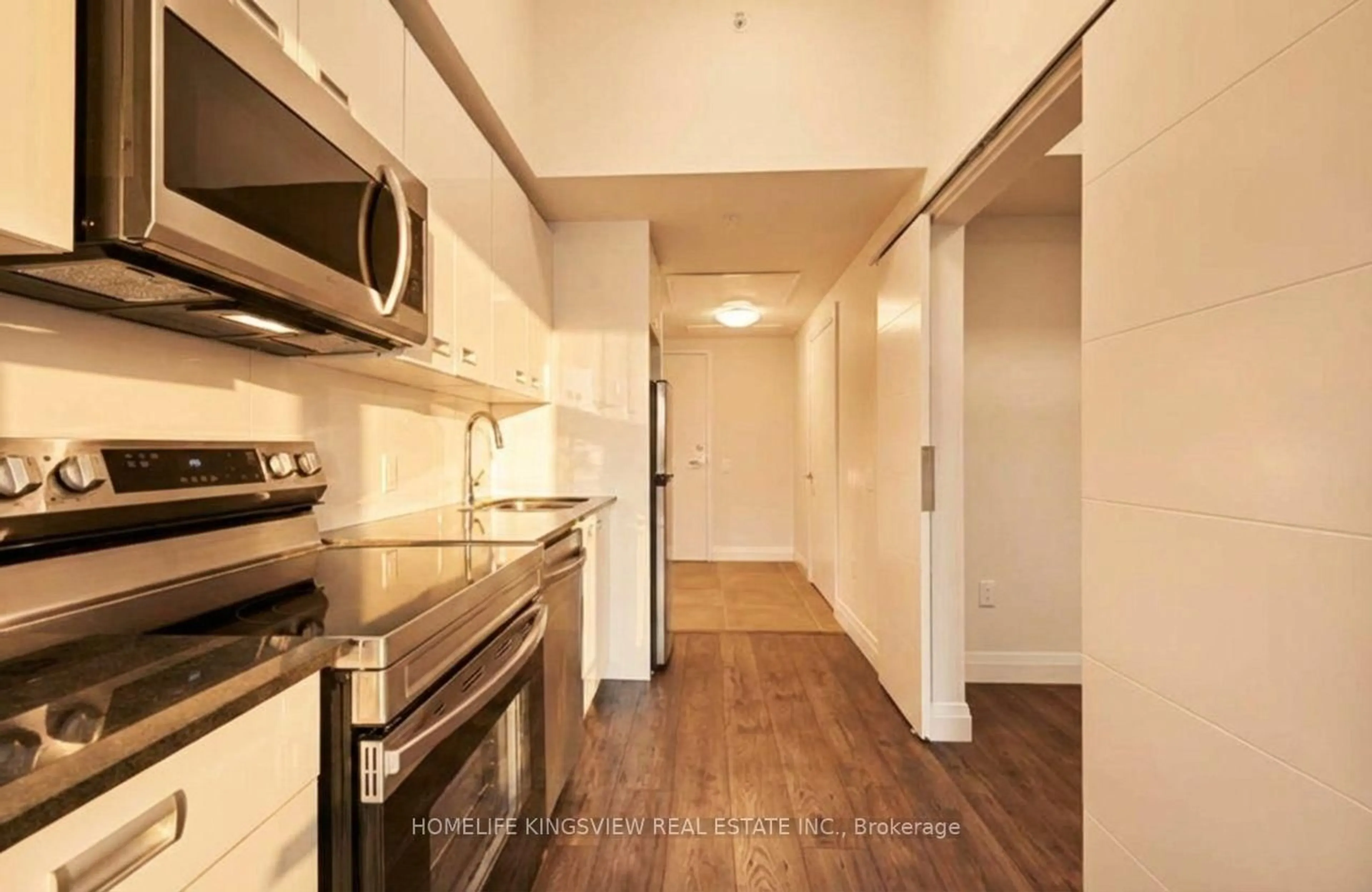 Standard kitchen, unknown for 652 Princess St #425, Kingston Ontario K7L 1E5