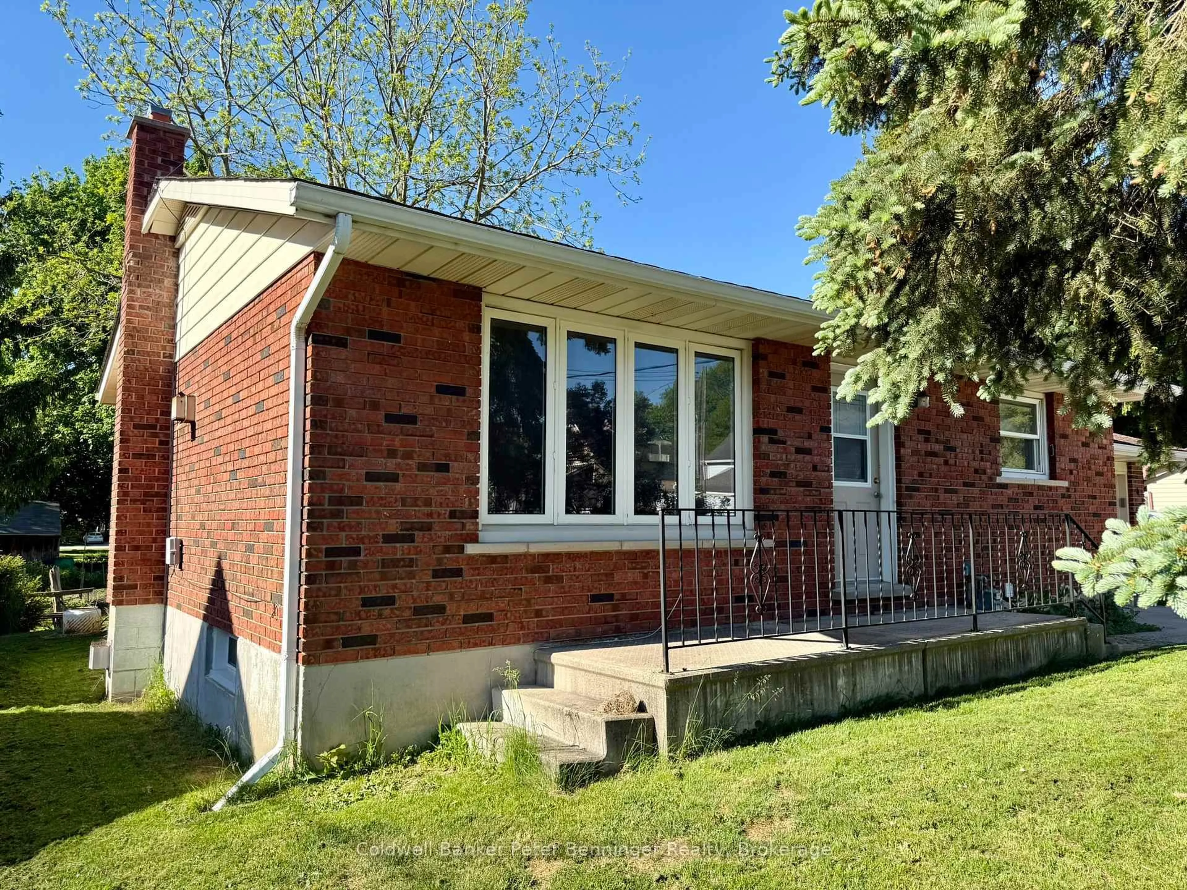 Home with brick exterior material, street for 4 Huron St, Brockton Ontario N0G 2V0