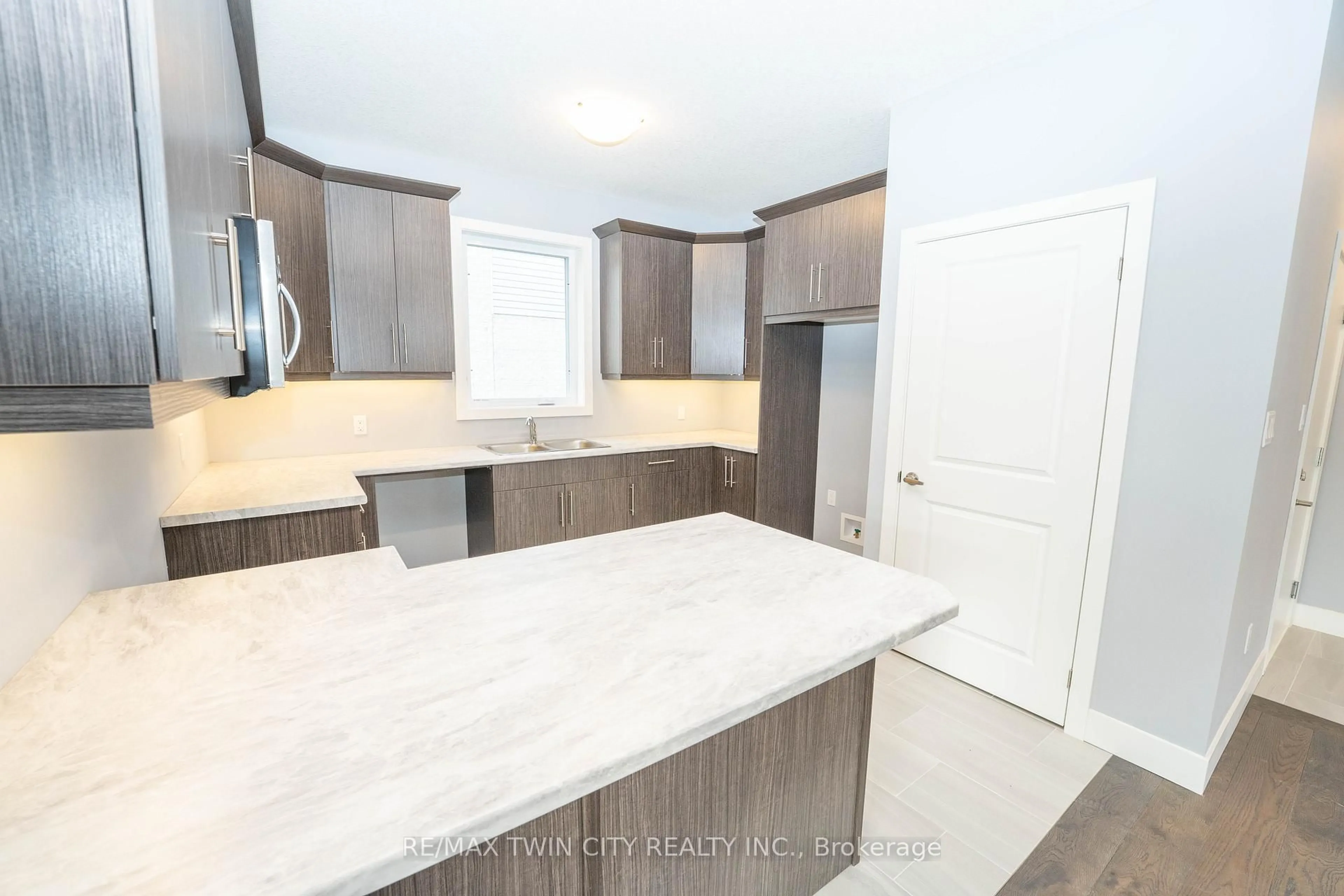 Open concept kitchen, unknown for 2084 Evans Blvd, London South Ontario N6M 0J6