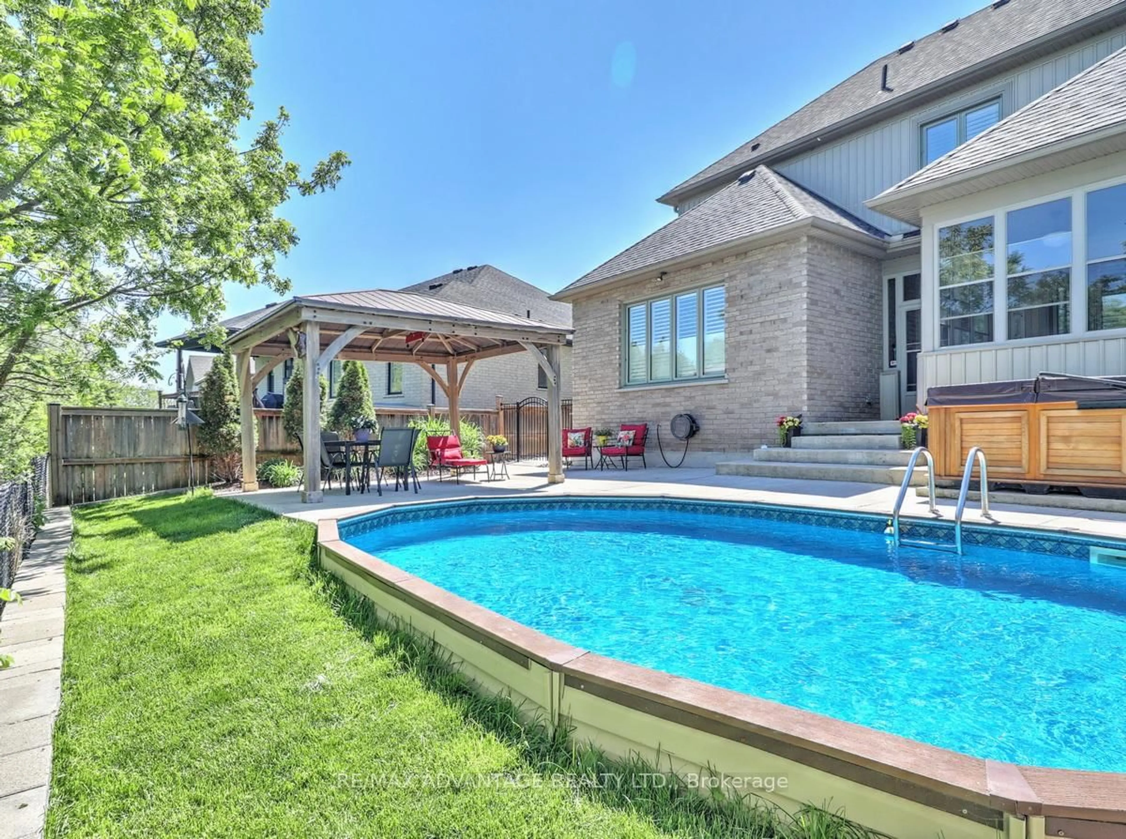 Pool for 1544 Privet Pl, London North Ontario N5X 0E7