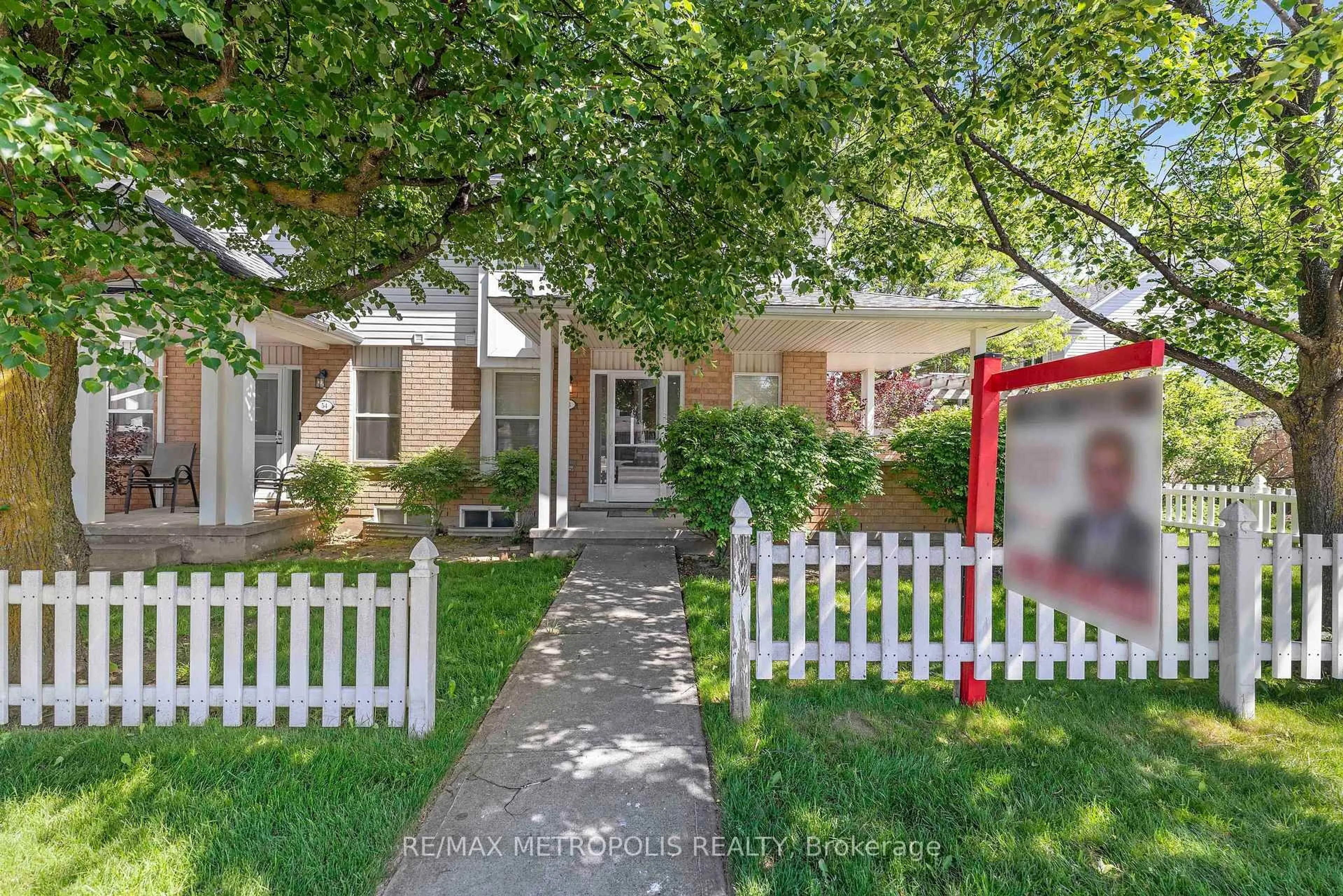 Unknown for 426 Grange Rd #53, Guelph Ontario N1E 7E4