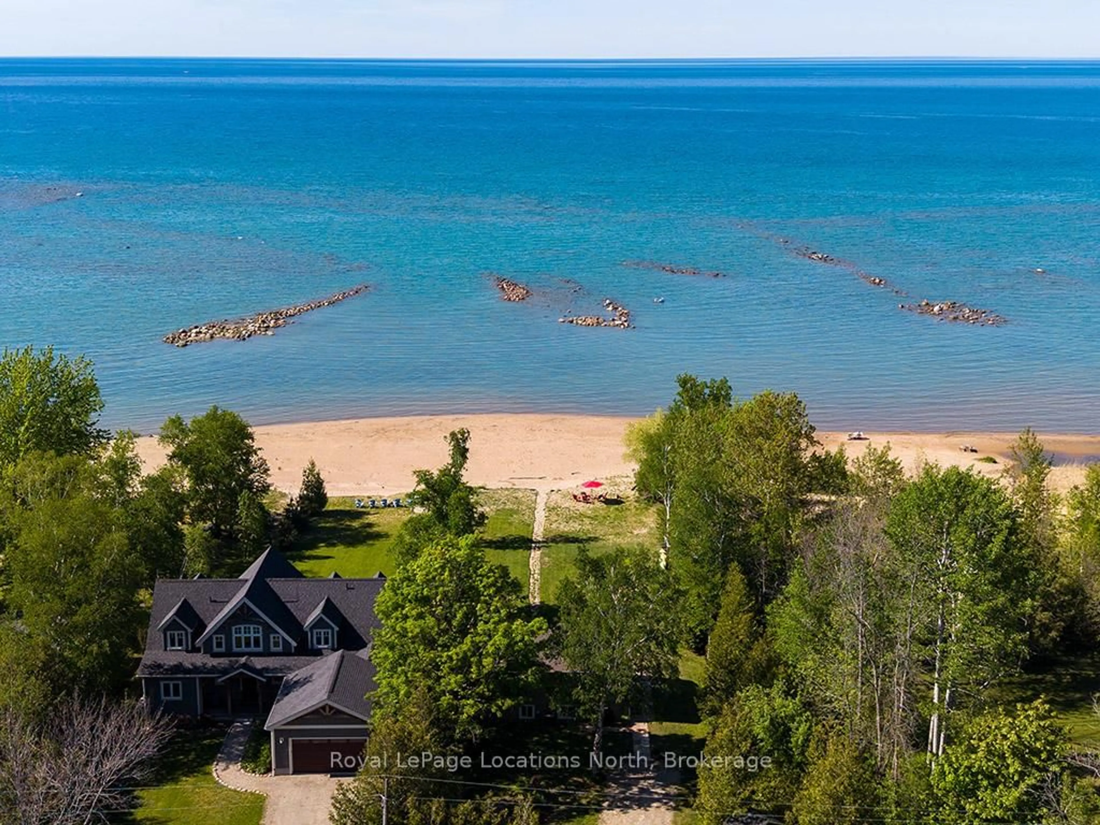 A pic from outside/outdoor area/front of a property/back of a property/a pic from drone, water/lake/river/ocean view for 111 Fraser St, Meaford Ontario N4L 1A1