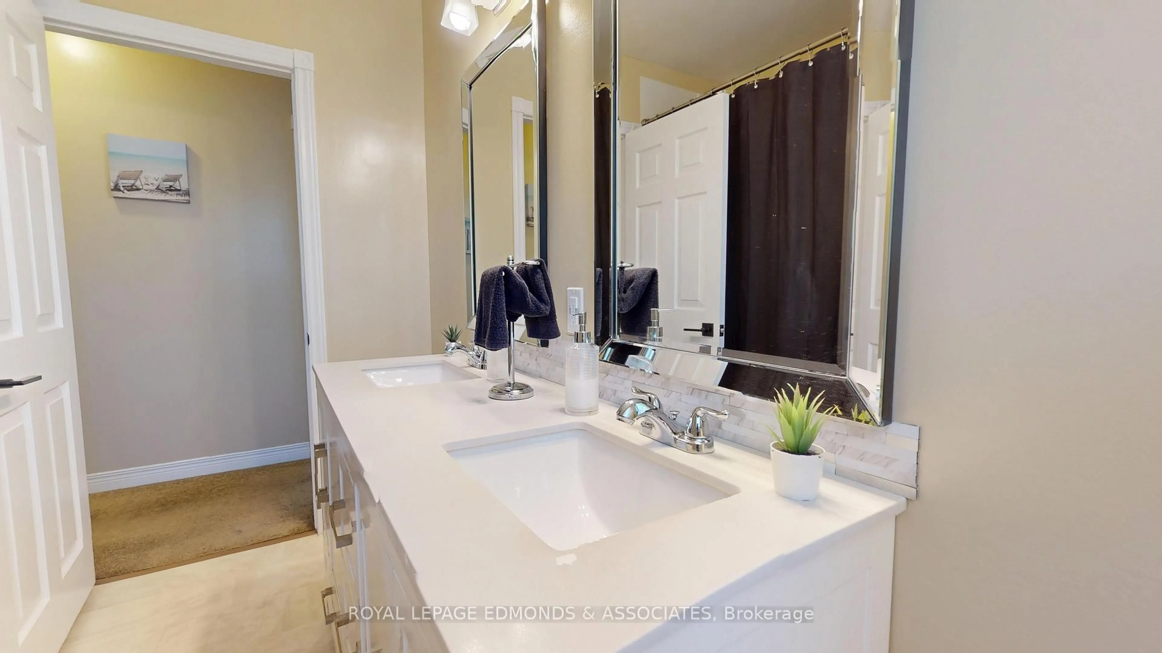 Contemporary bathroom, ceramic/tile floor for 11837 Round Lake Rd, Pembroke Ontario K8A 6W8