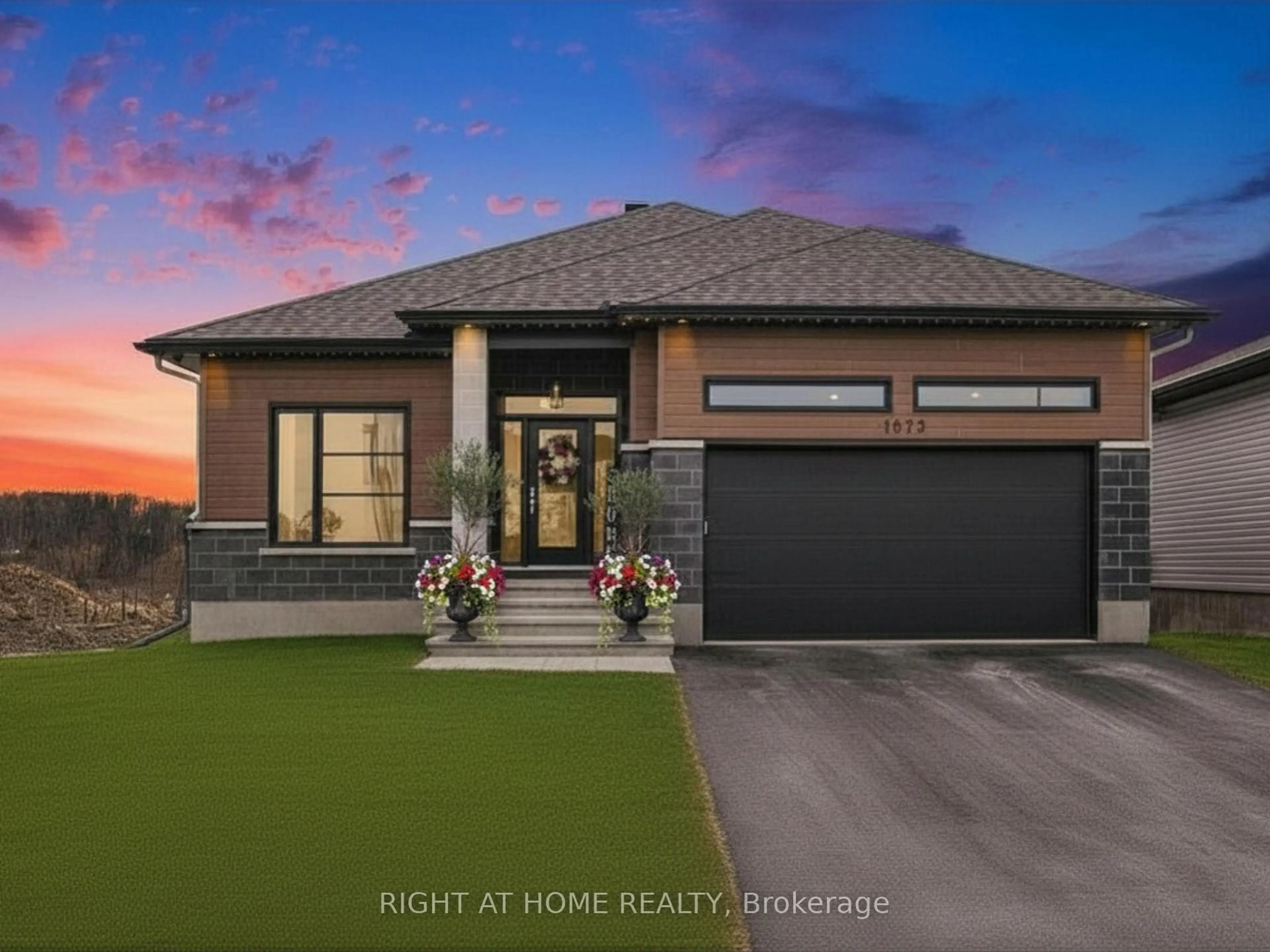 Home with brick exterior material, street for 1073 Diamond St, Clarence-Rockland Ontario K4K 0J1