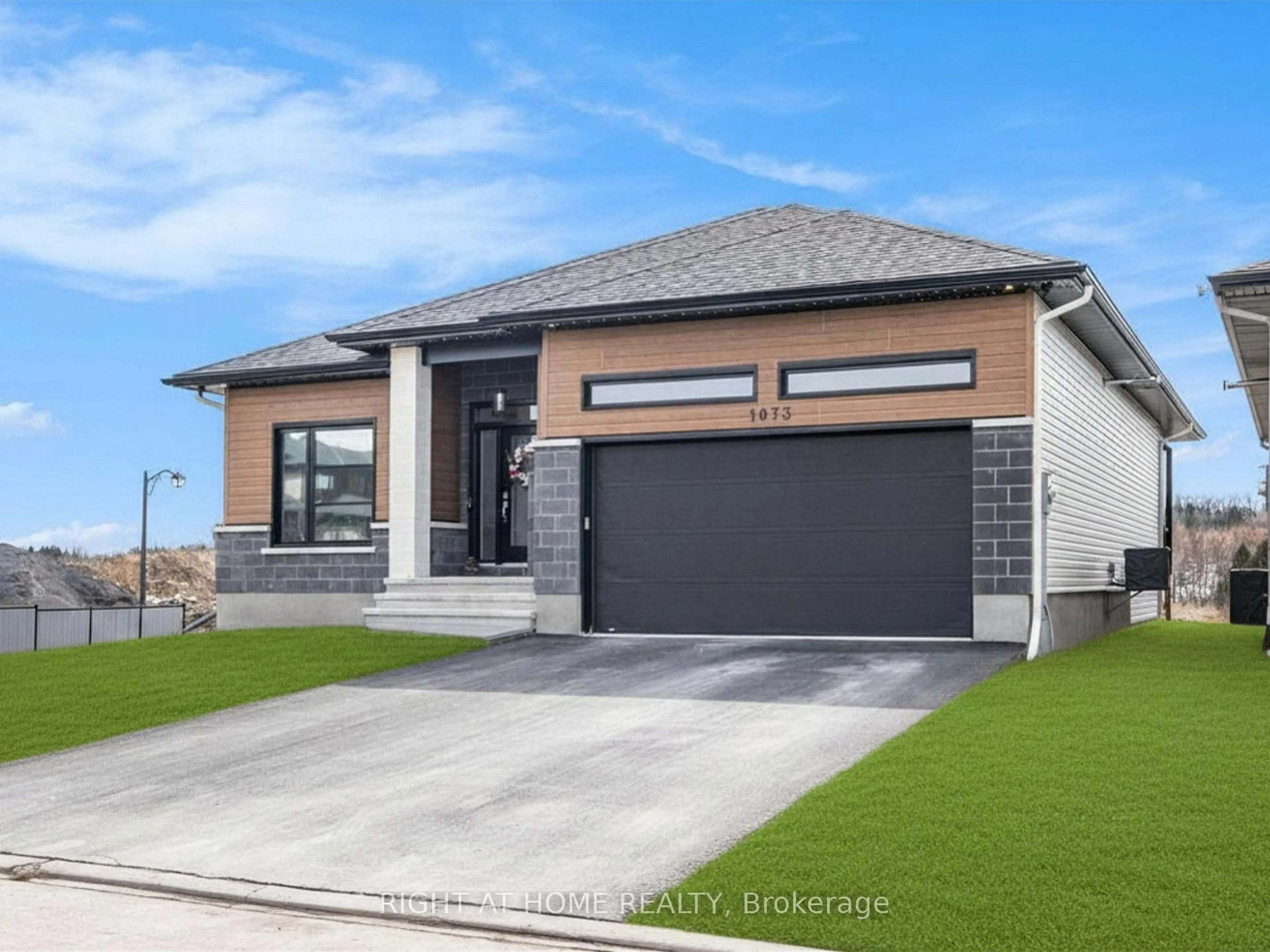 Home with brick exterior material, street for 1073 Diamond St, Clarence-Rockland Ontario K4K 0J1